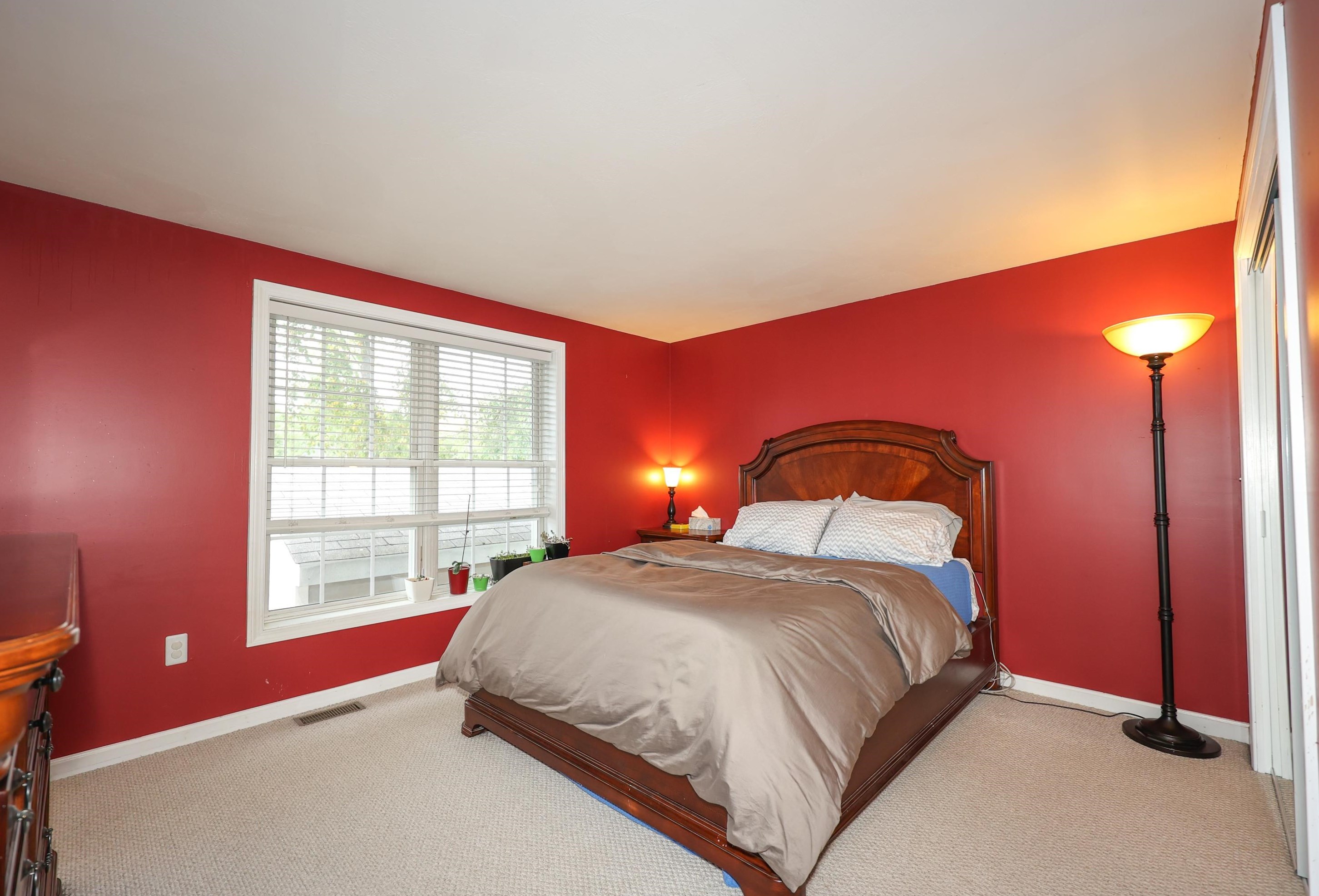 19 Federal St, Hudson NH  03051-3623 exterior