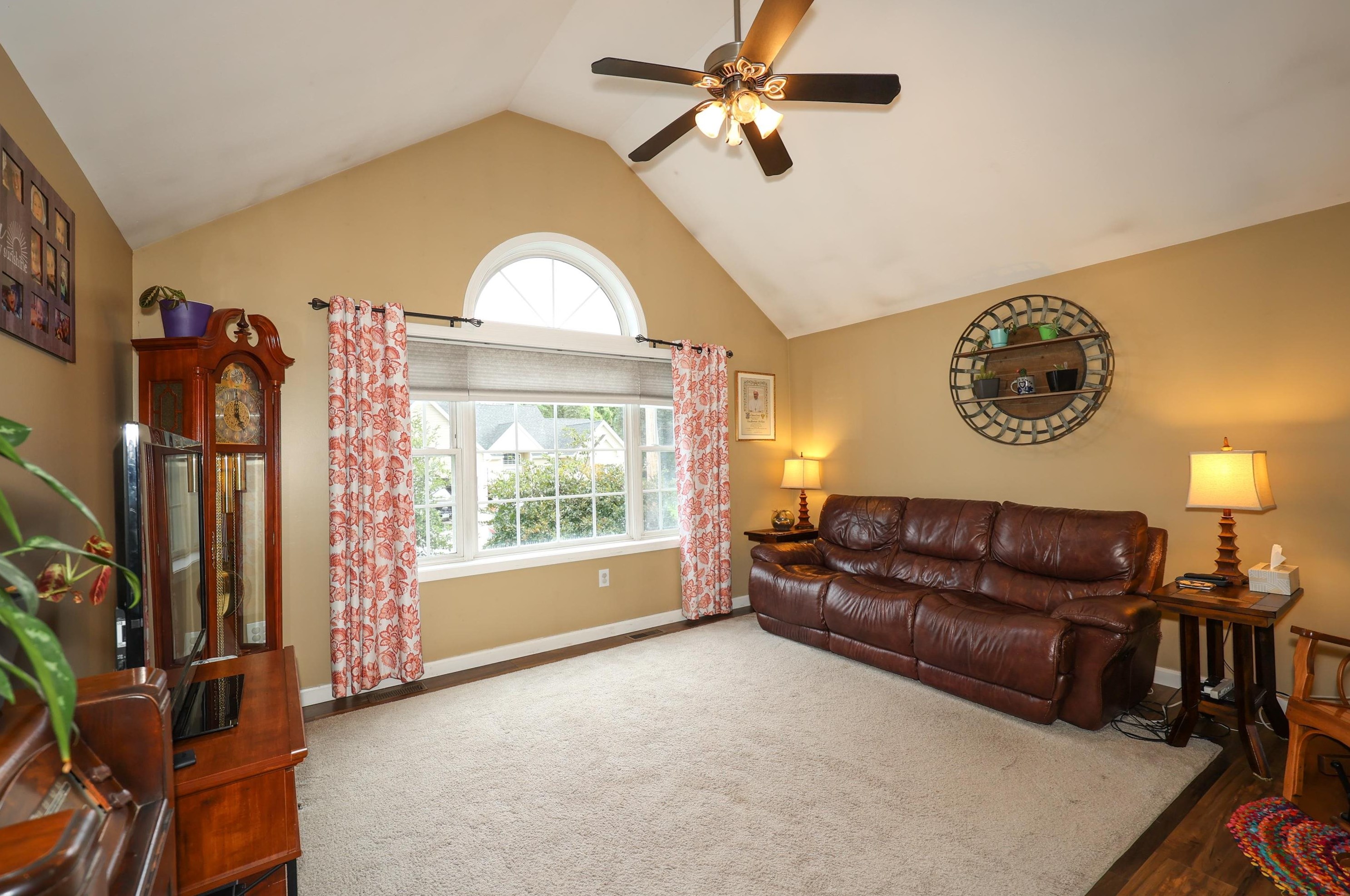 19 Federal St, Hudson NH  03051-3623 exterior