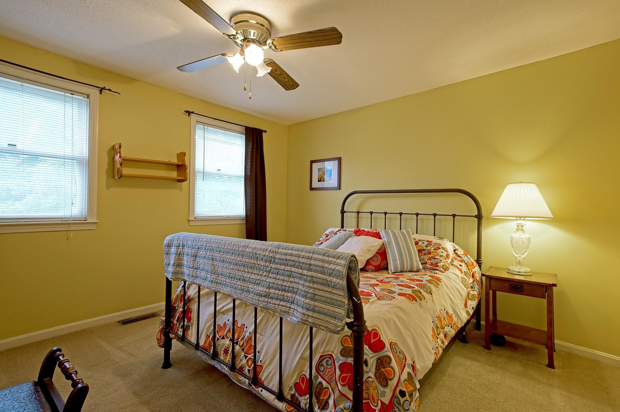 6 Waterview Cir, Hudson NH 03052-8046 exterior