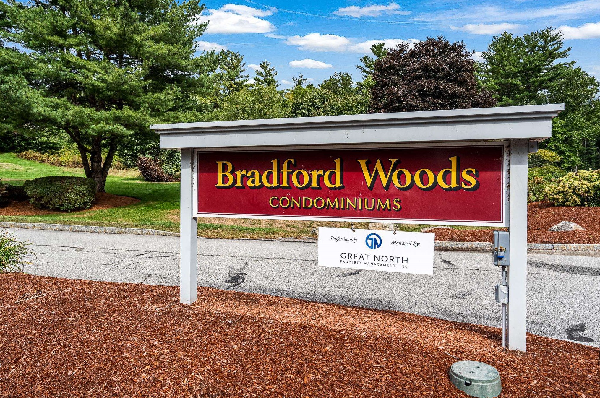 14 Boulder Way, Merrimack NH 03054-6601 exterior