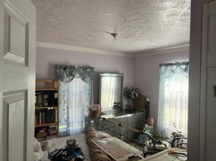 35 Auburn Rd, Manchester NH 03106-2031 exterior