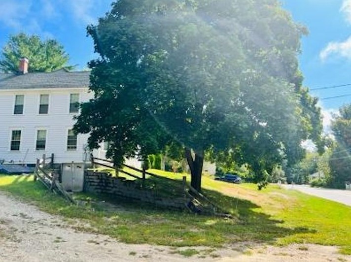 35 Auburn Rd, Manchester NH 03106-2031 exterior