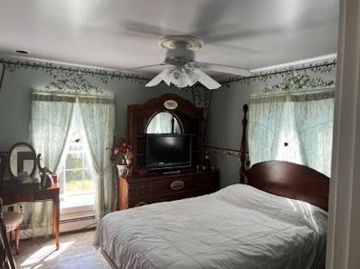 35 Auburn Rd, Manchester NH 03106-2031 exterior