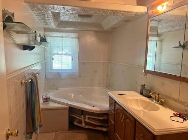 35 Auburn Rd, Manchester NH 03106-2031 exterior