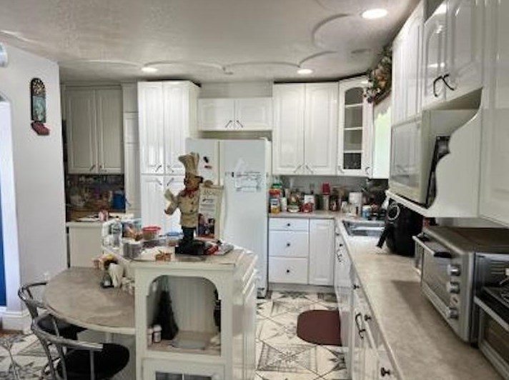 35 Auburn Rd, Manchester NH 03106-2031 exterior