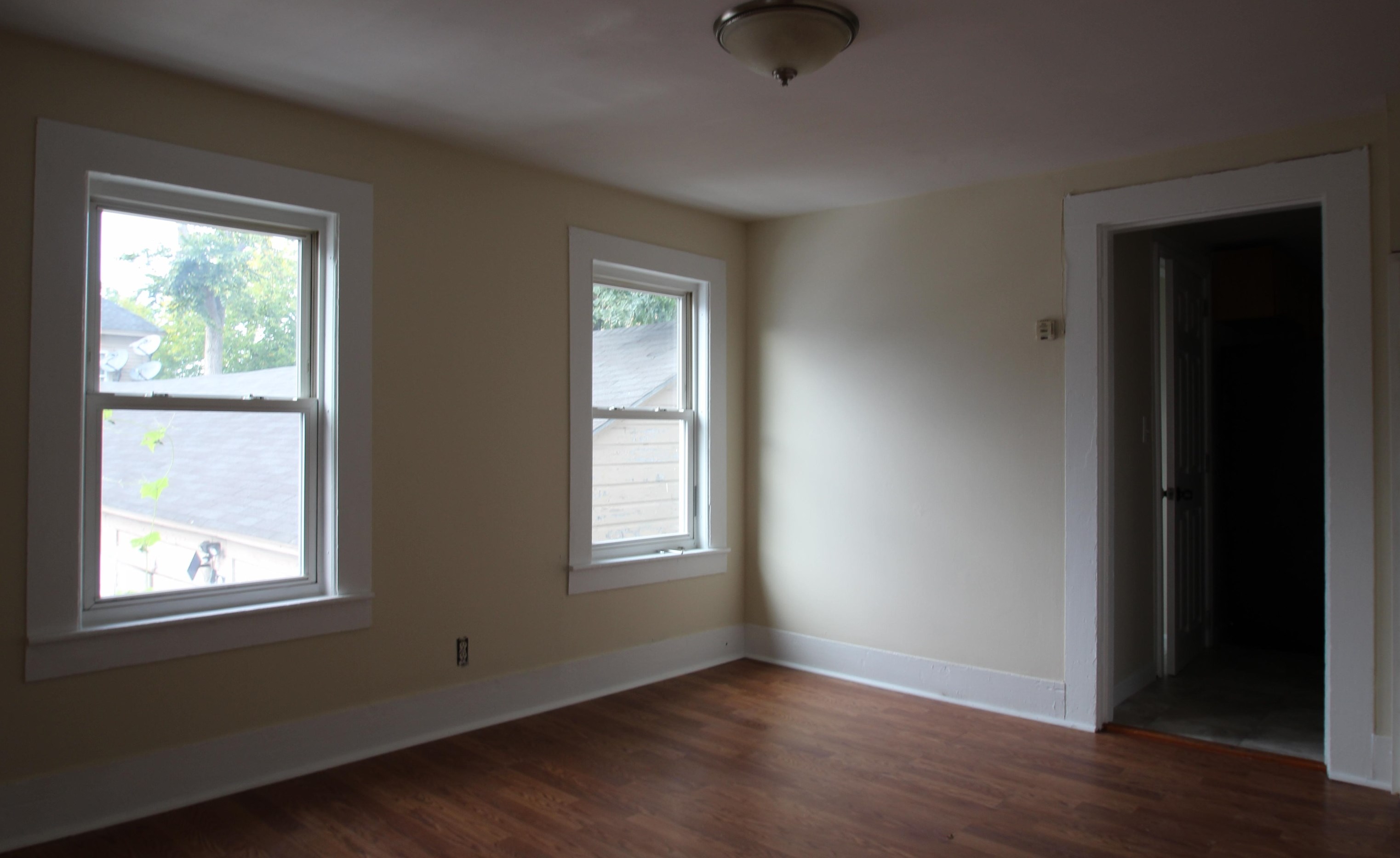 64 Ash St, Nashua NH 03060-4507 exterior