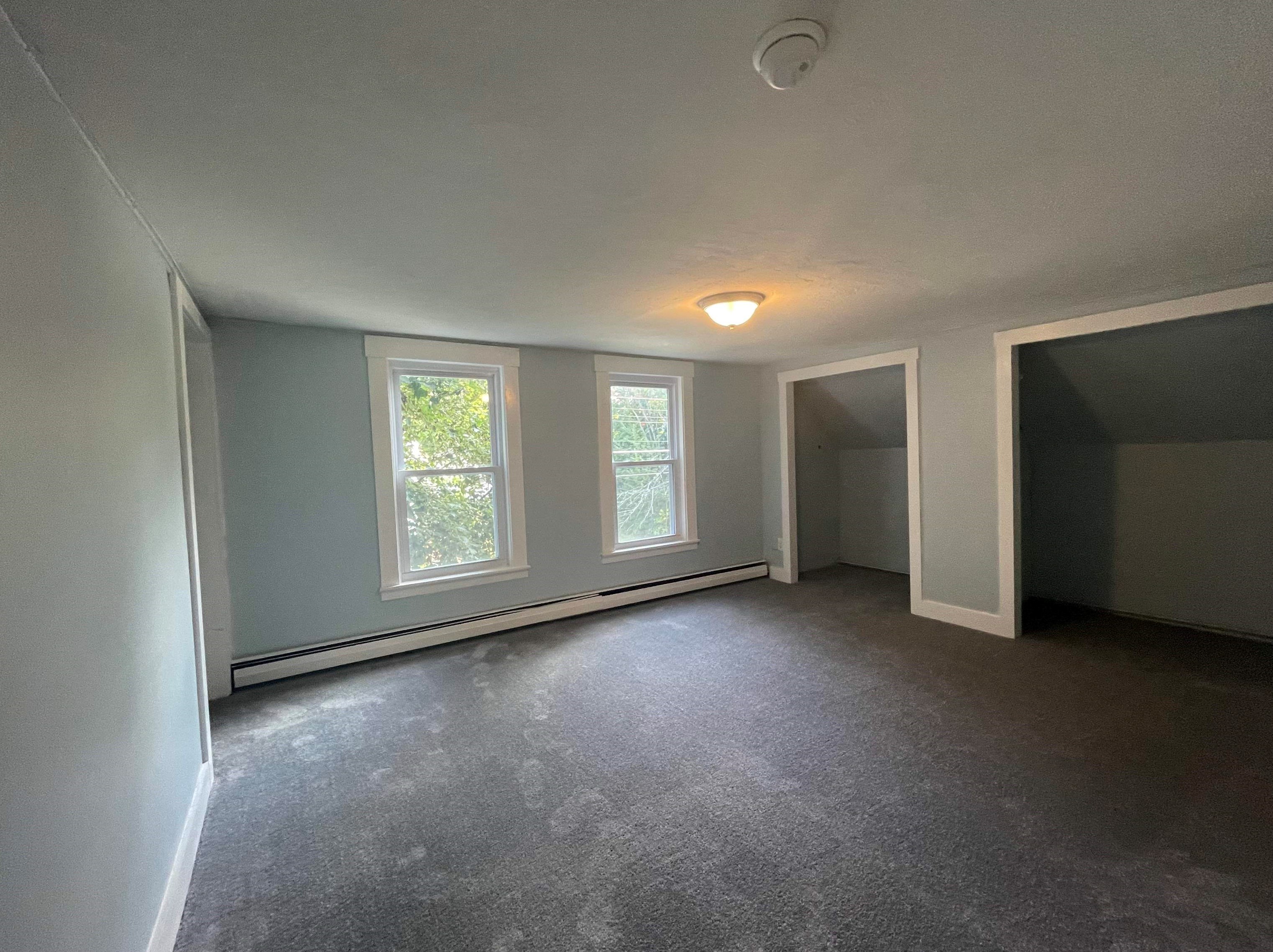 25 Pleasant St, Bridgewater NH 03222-3007 exterior