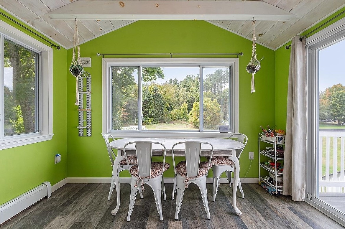 21 Jakes Ln, Merrimack NH 03054-3022 exterior