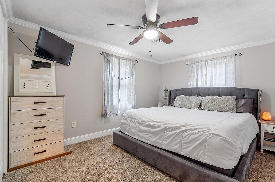 21 Jakes Ln, Merrimack NH 03054-3022 exterior