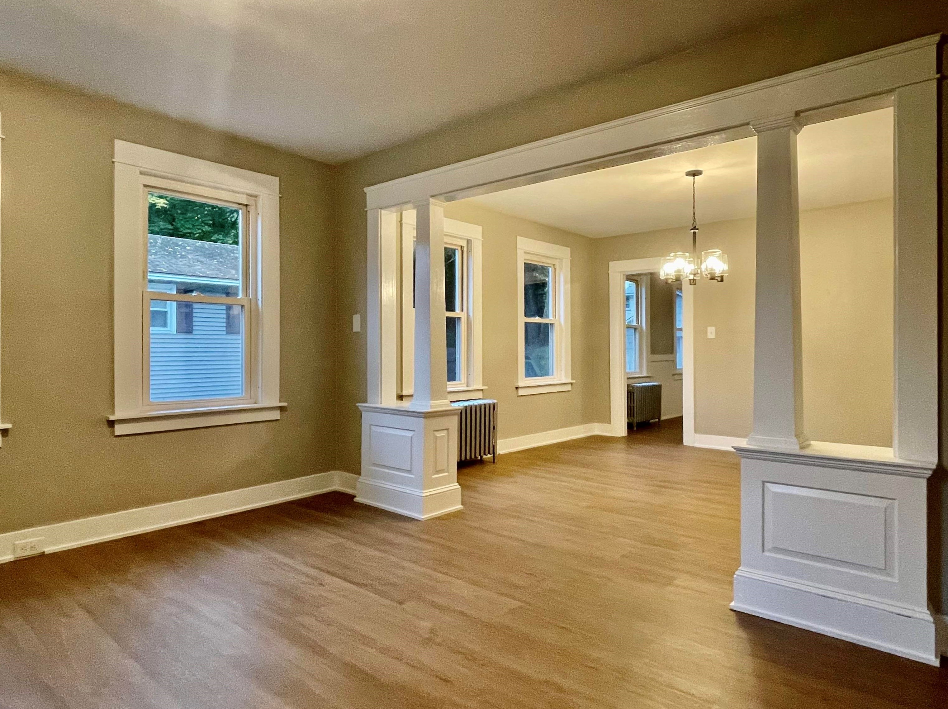 1040 Page St, Manchester NH 03104-5549 exterior