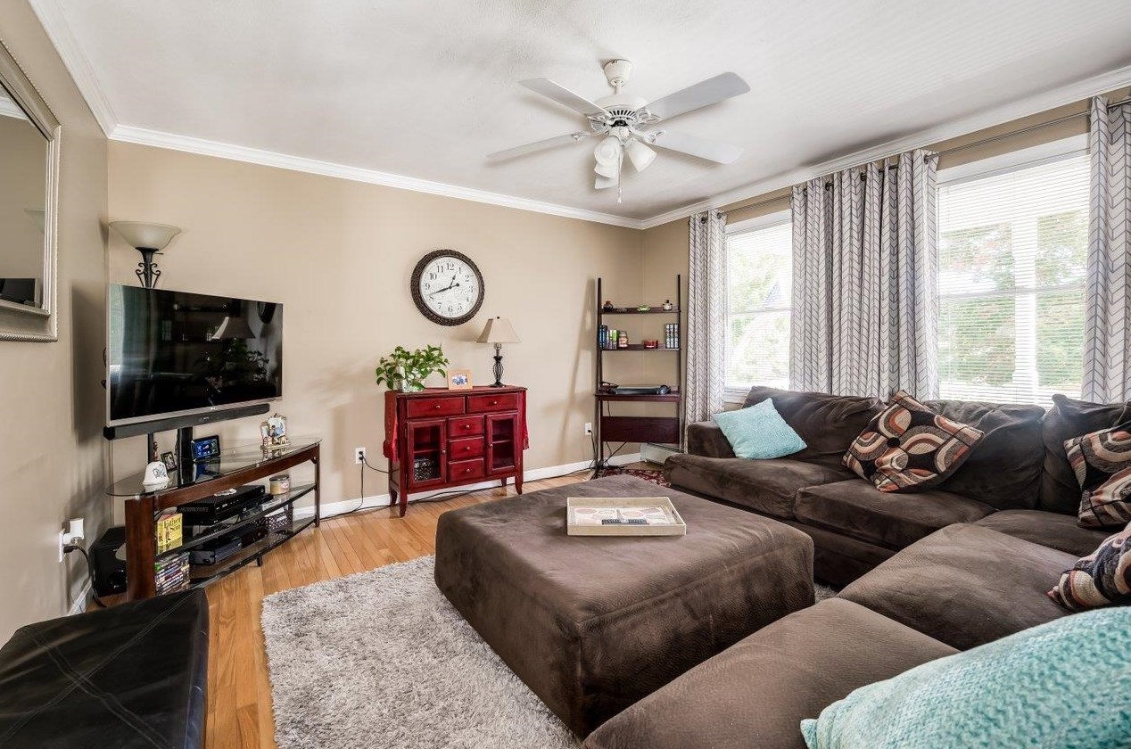 4 Foxtail Ridge, Dover, NH 03820