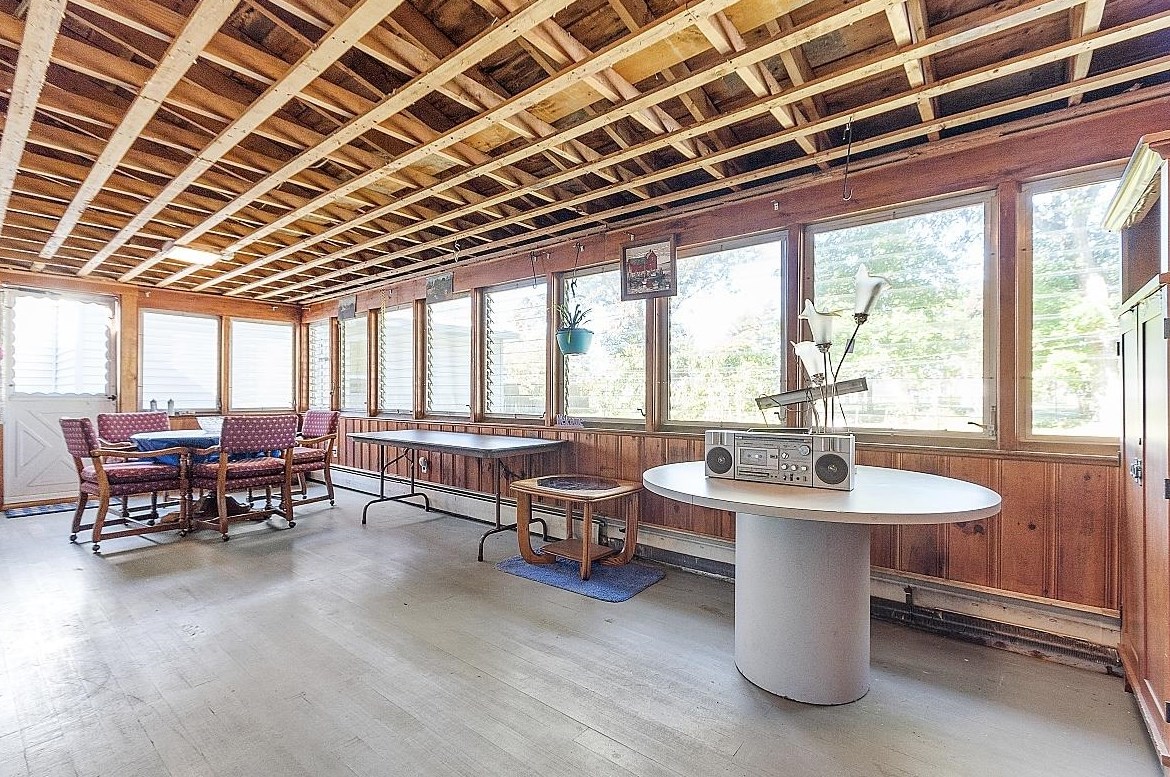 20 Ledge Rd, Hudson NH  03051-3720 exterior