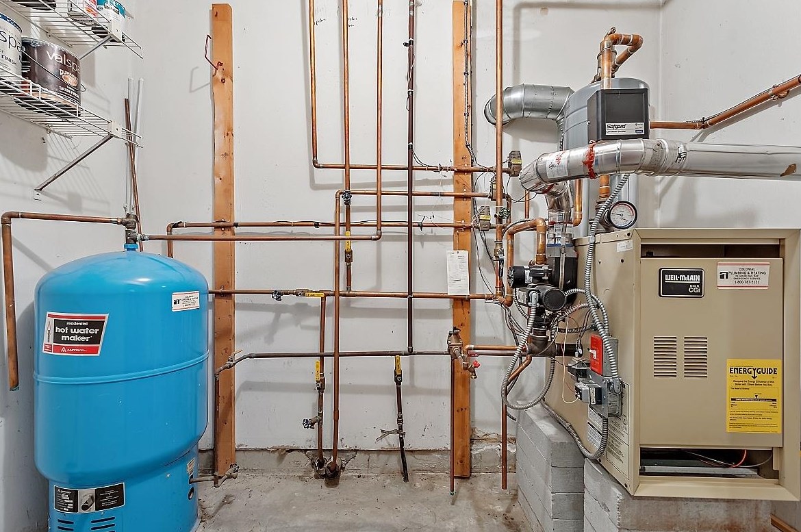 7 Winding Brk Ln, Merrimack NH 03054-2822 exterior