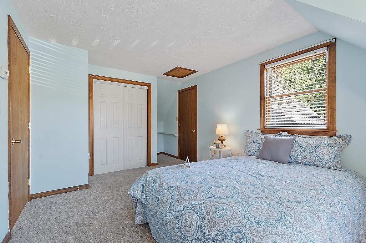 7 Winding Brk Ln, Merrimack NH 03054-2822 exterior