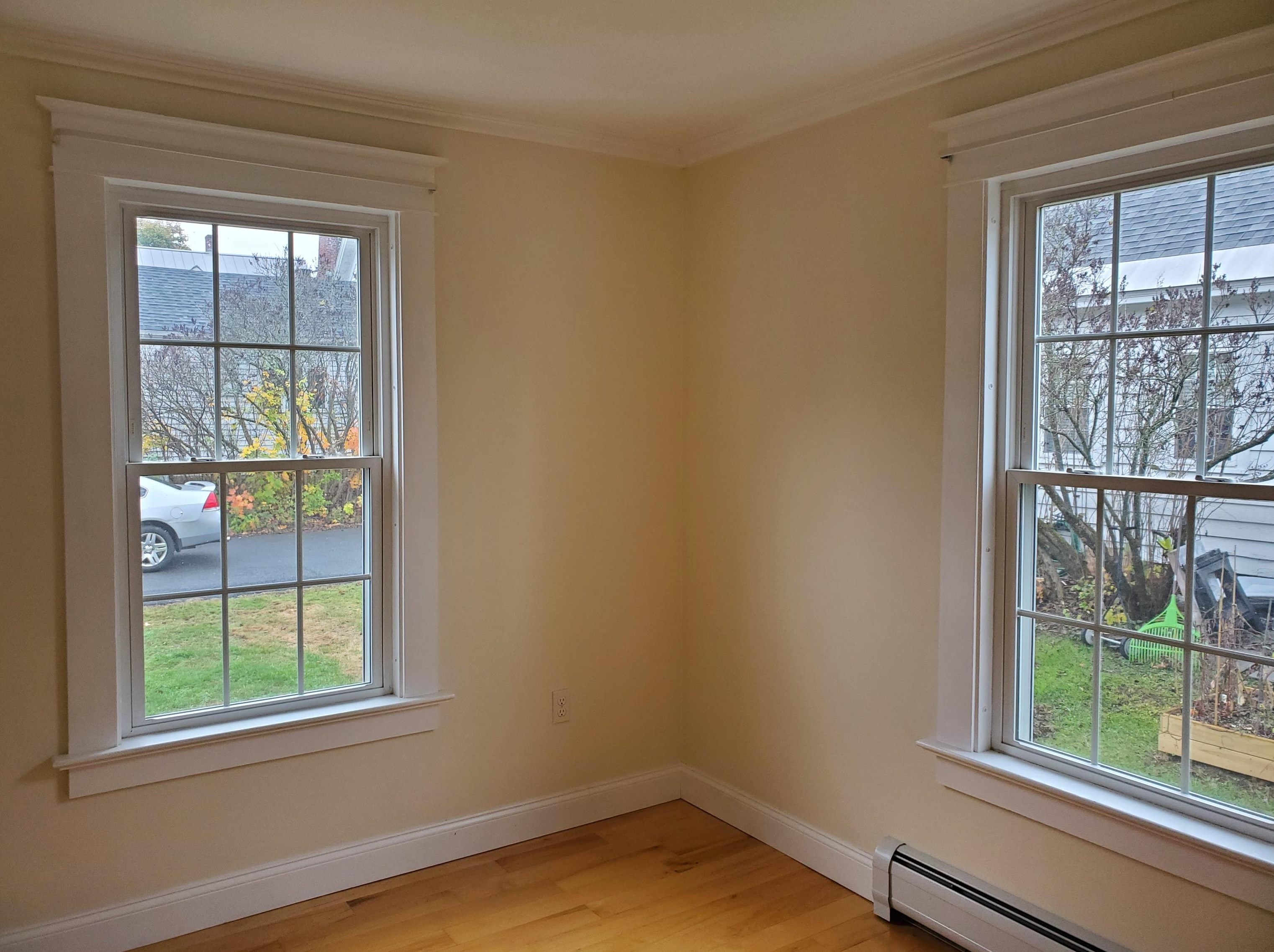 39 Grn St, Lebanon NH 03766-1716 exterior