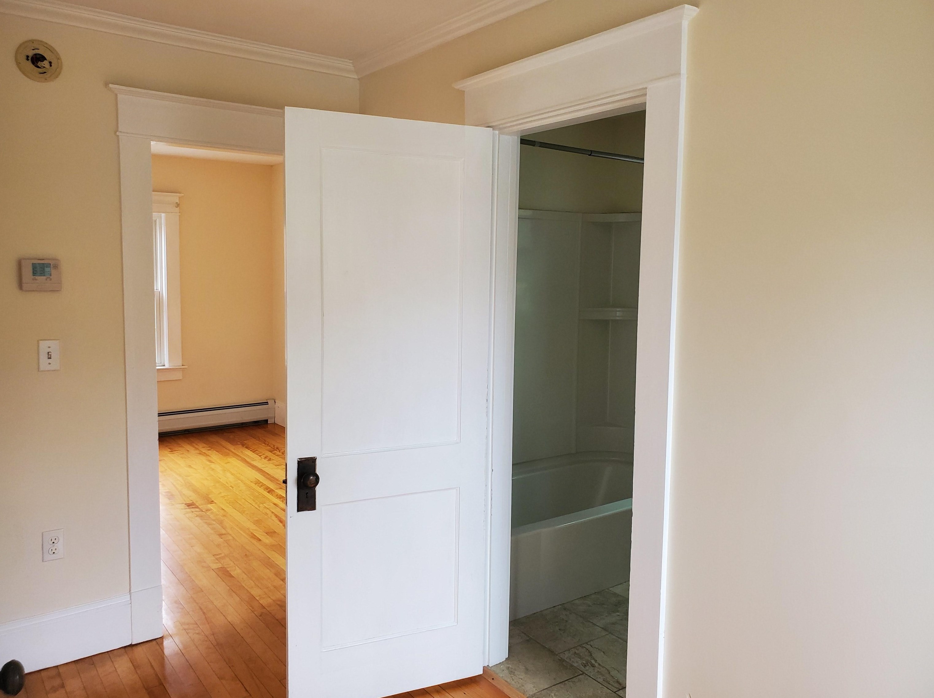 39 Grn St, Lebanon NH 03766-1716 exterior