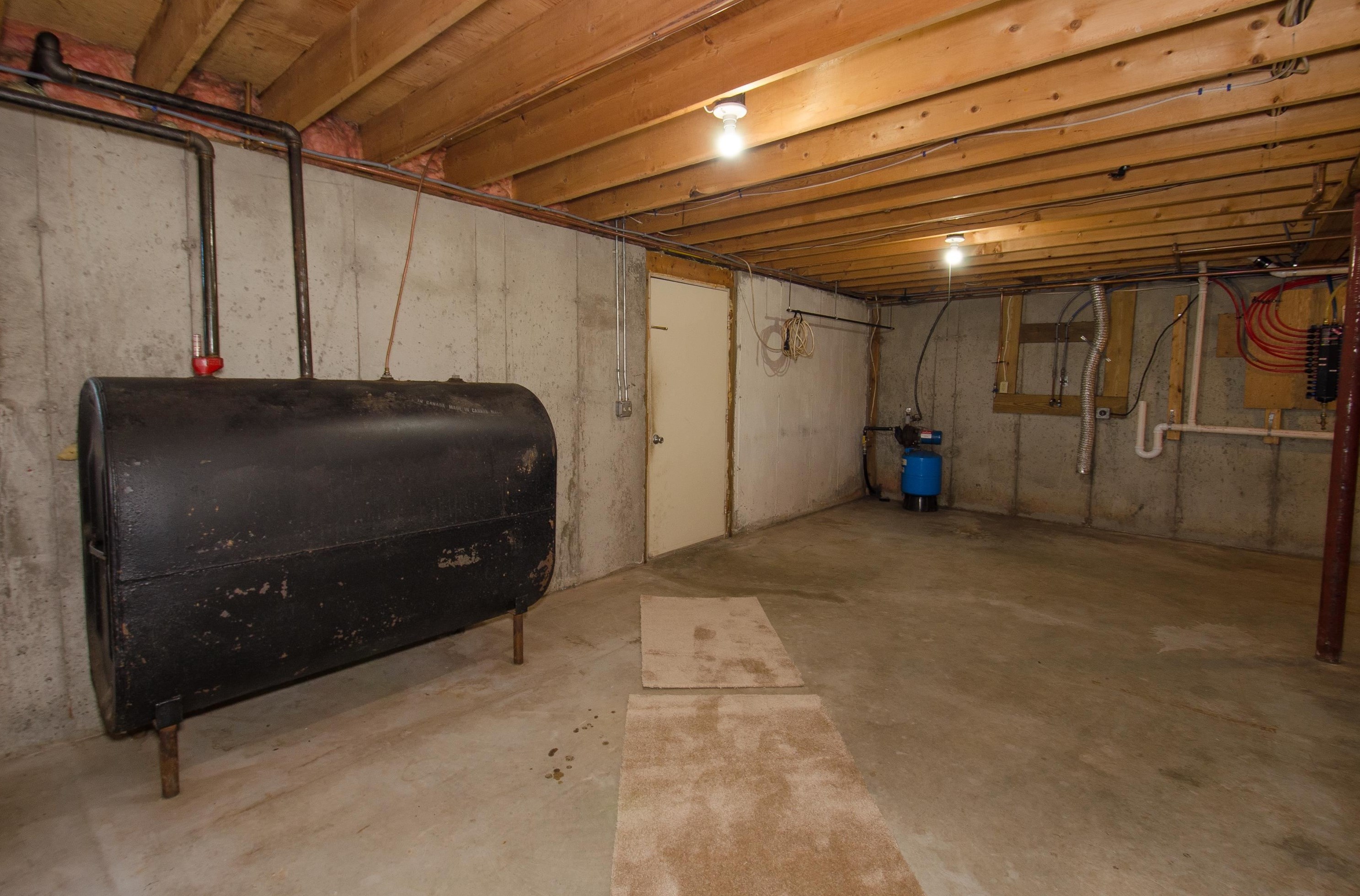 20 Thissell Rd, Bridgewater NH  03222-6753 exterior