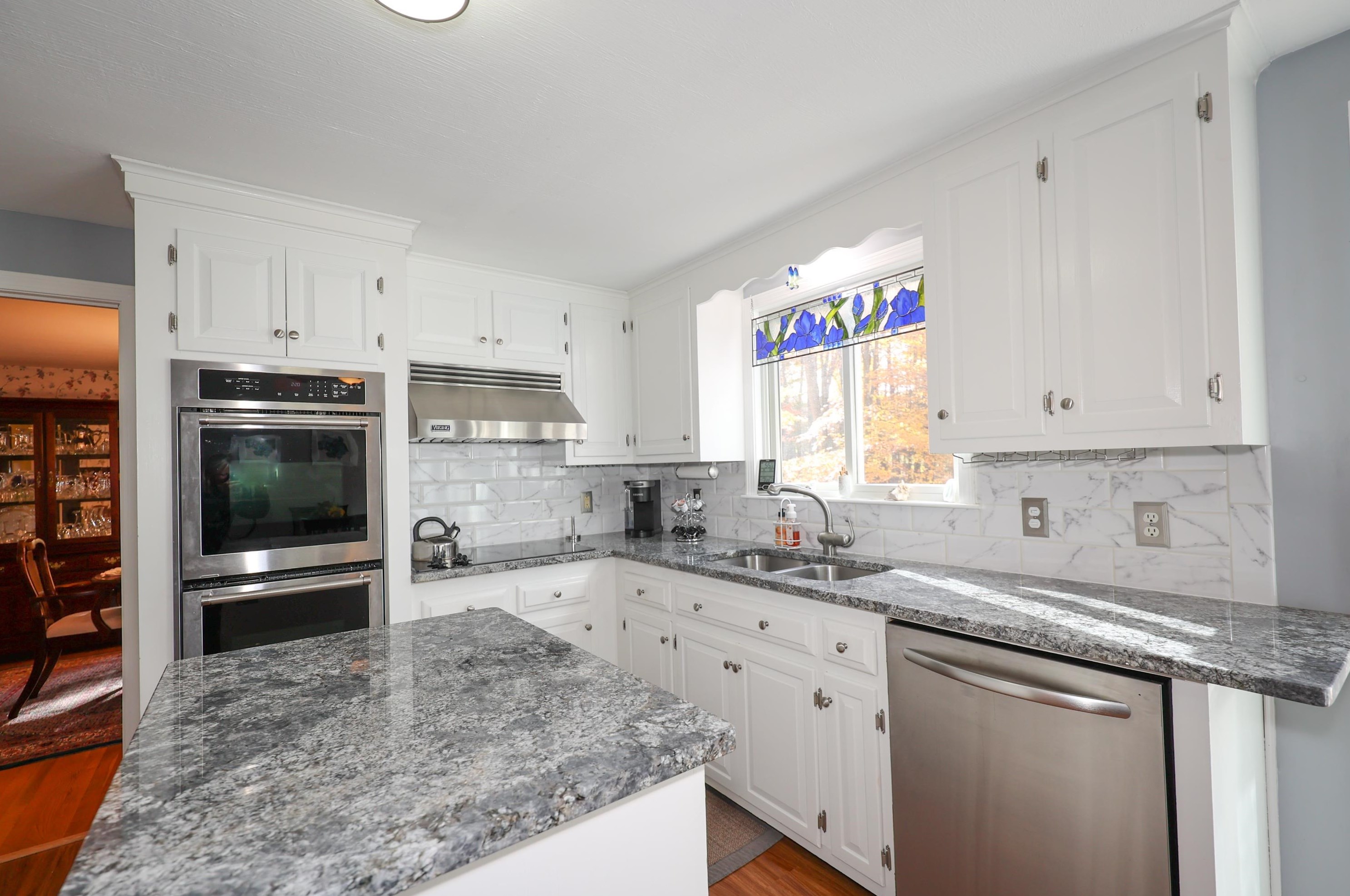 11 Georgetown Dr, Amherst, NH 03031