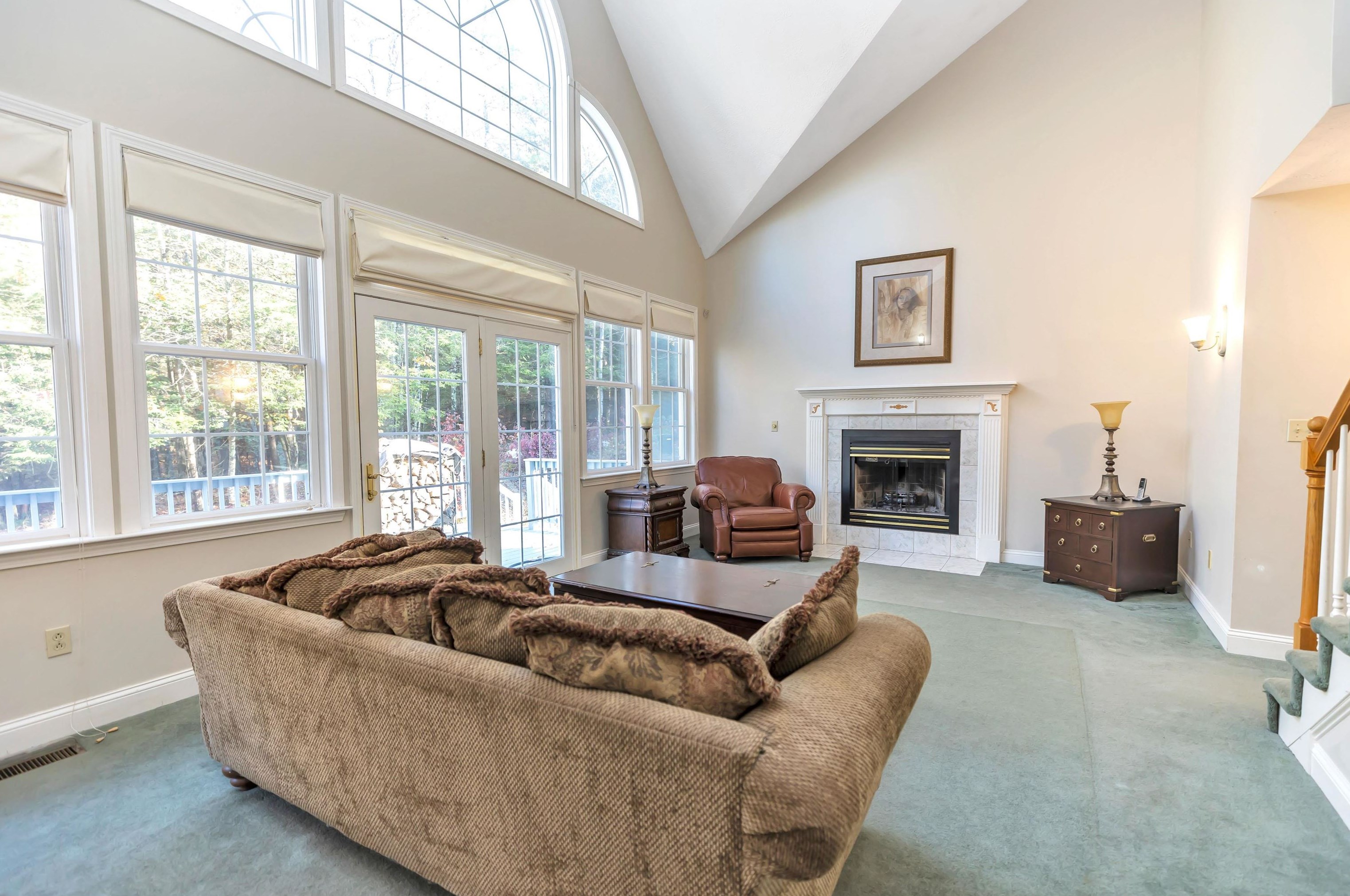 231 Amherst Rd, Merrimack NH 03054-3928 exterior