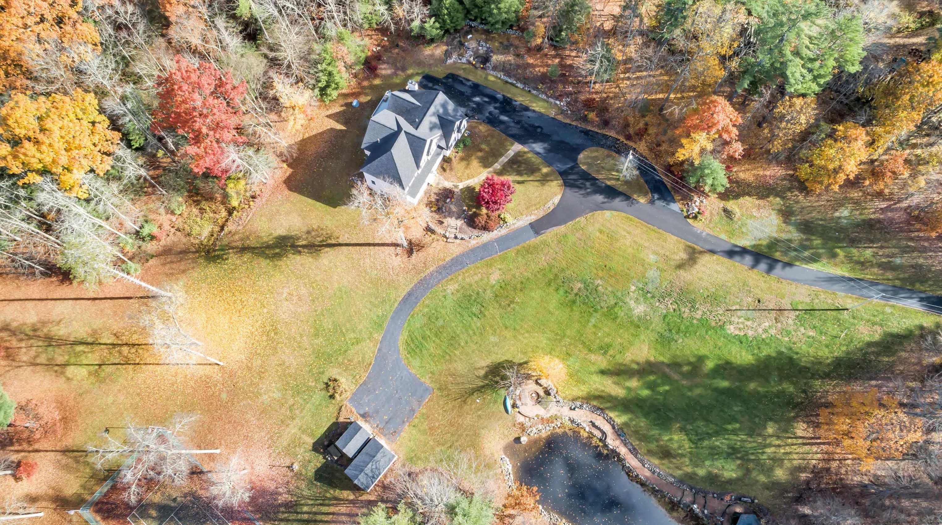 231 Amherst Rd, Merrimack NH 03054-3928 exterior