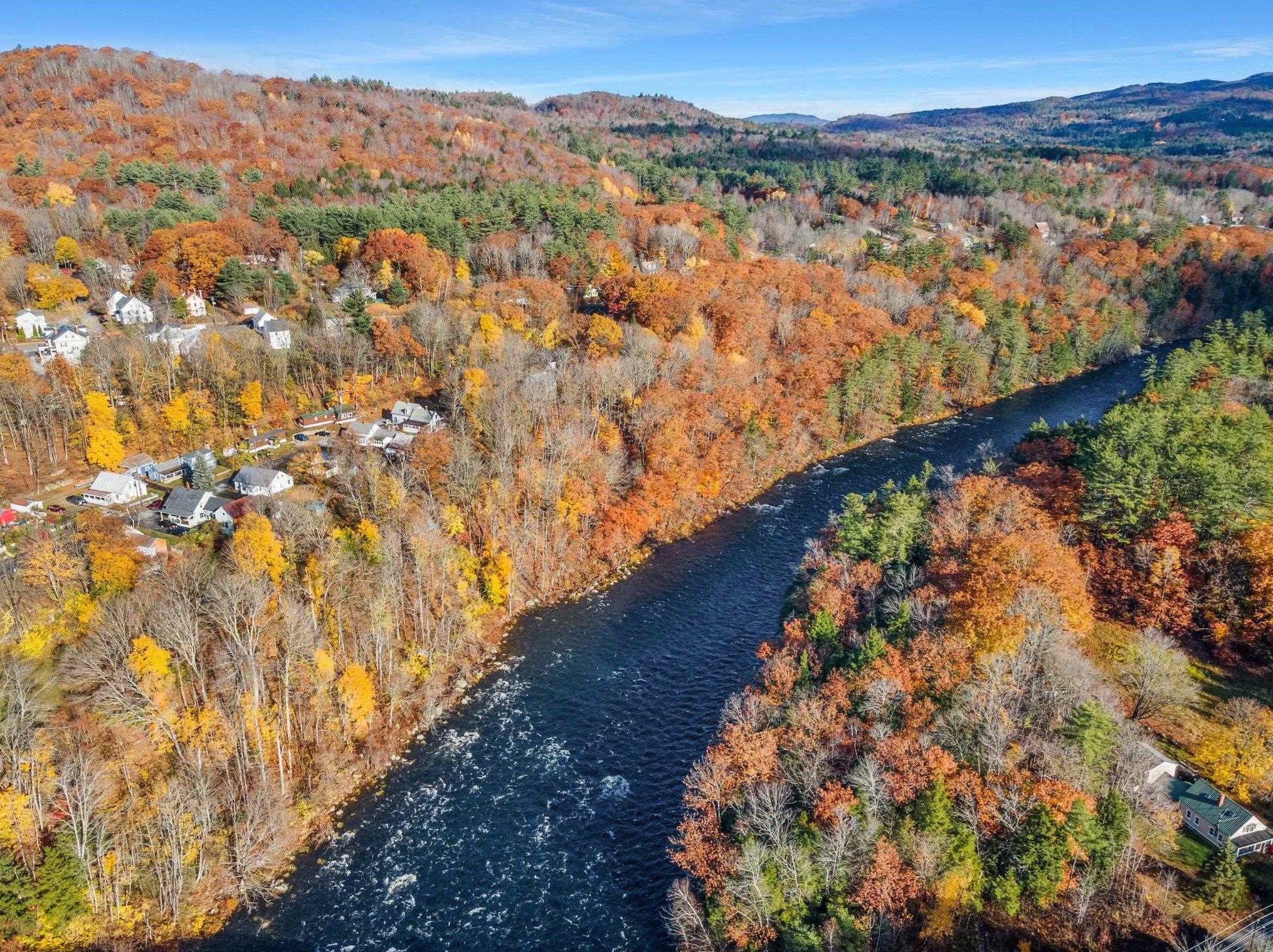 62 Merrimack St, Bridgewater NH  03222-3257 exterior