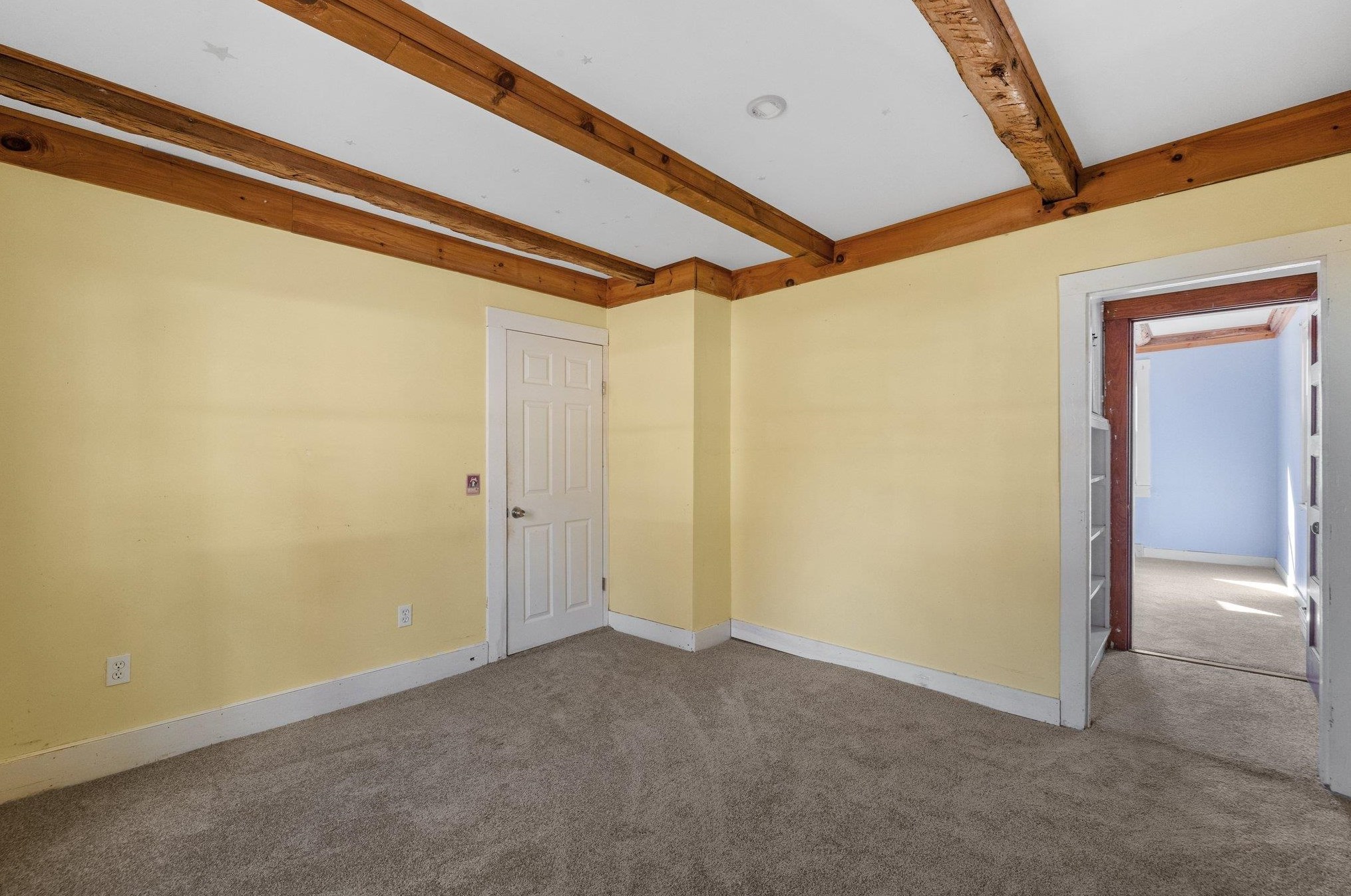 62 Merrimack St, Bridgewater NH  03222-3257 exterior