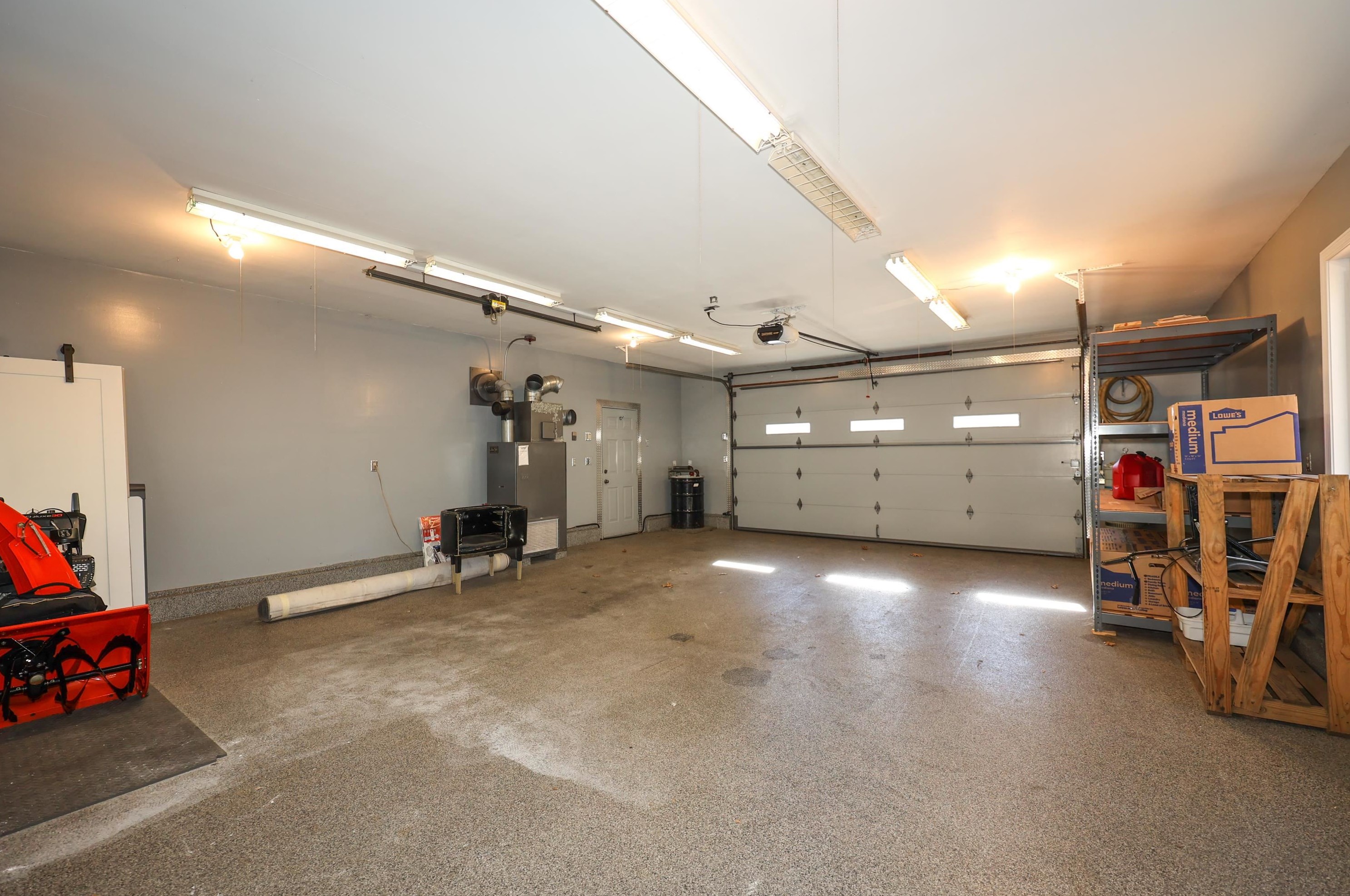 51 Mcquade Brook Rd, Manchester NH  03110-5018 exterior