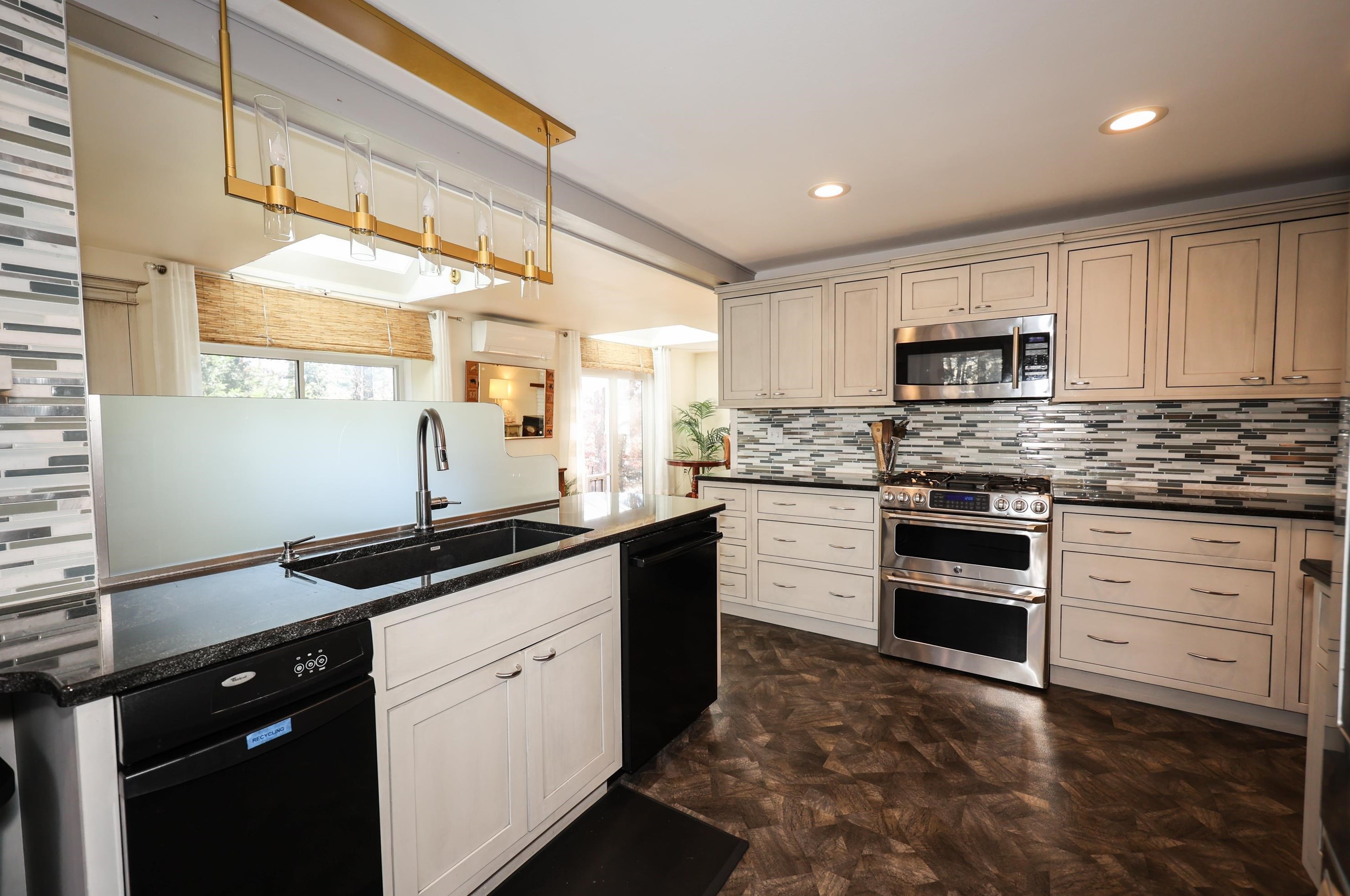 51 Mcquade Brook Rd, Manchester NH  03110-5018 exterior