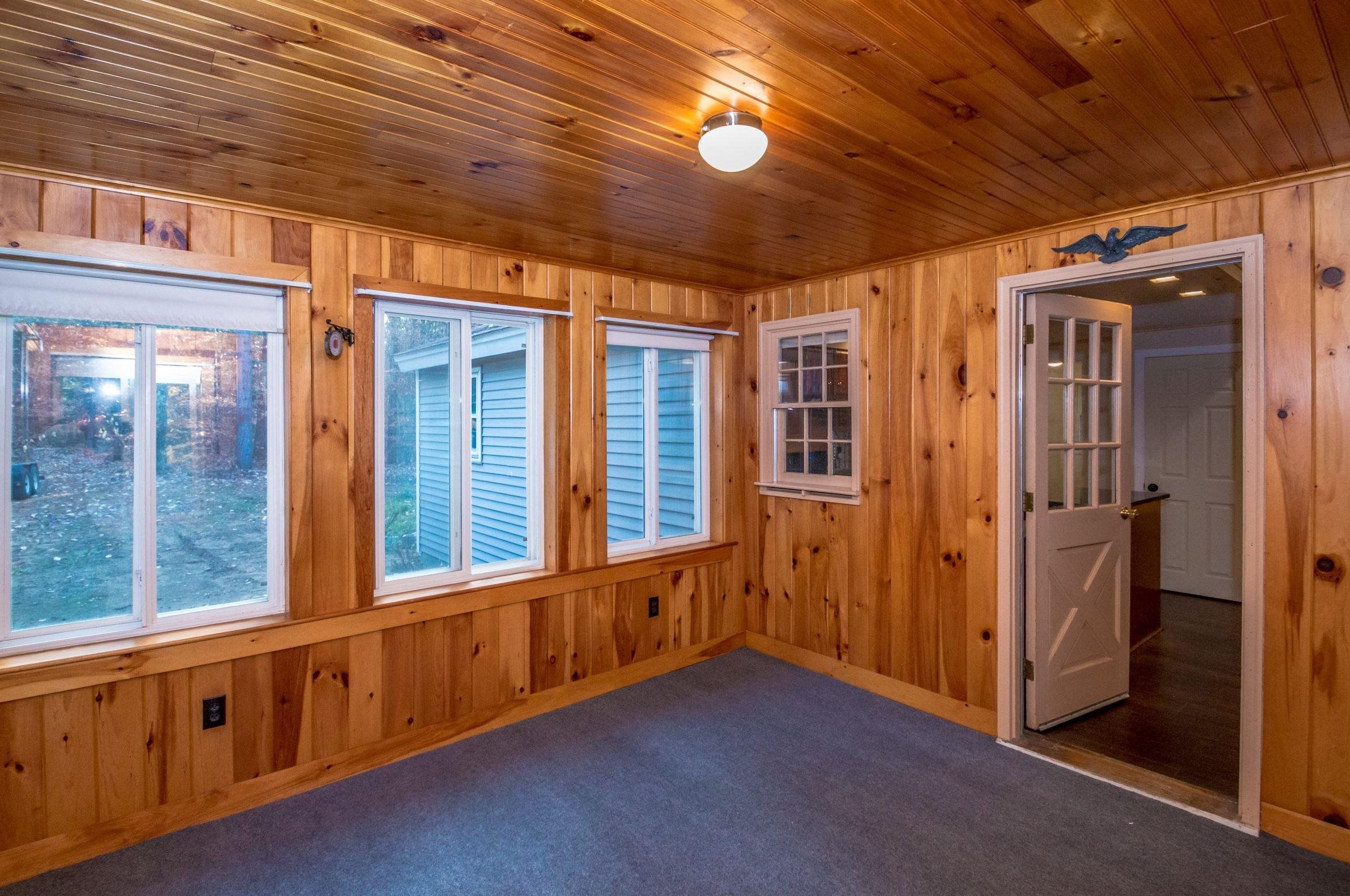 118 Round Pond Rd, Freedom, NH 03836