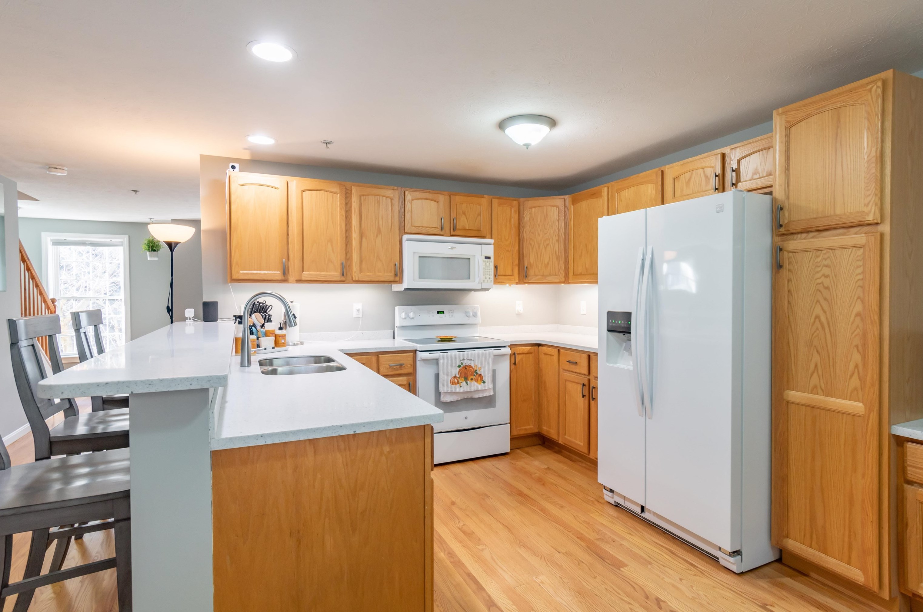 12 Eastwood Way, Manchester NH 03103 exterior