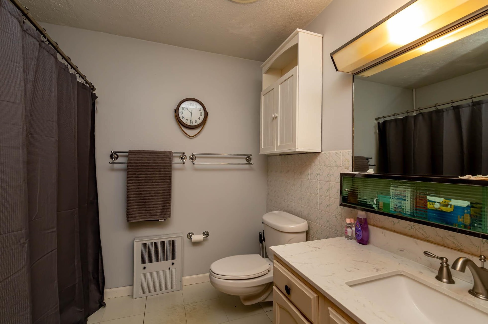 79 Main St, Manchester NH  03102-4027 exterior