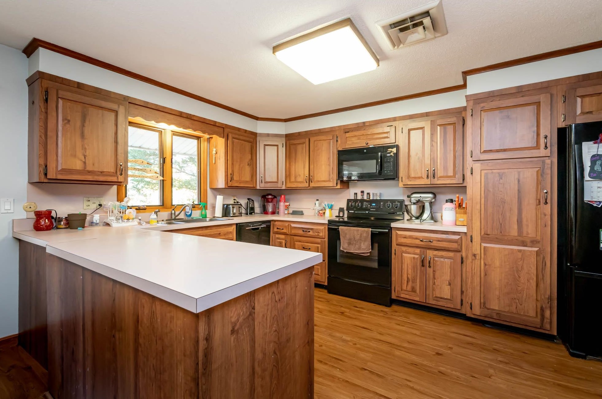 79 Main St, Manchester NH  03102-4027 exterior