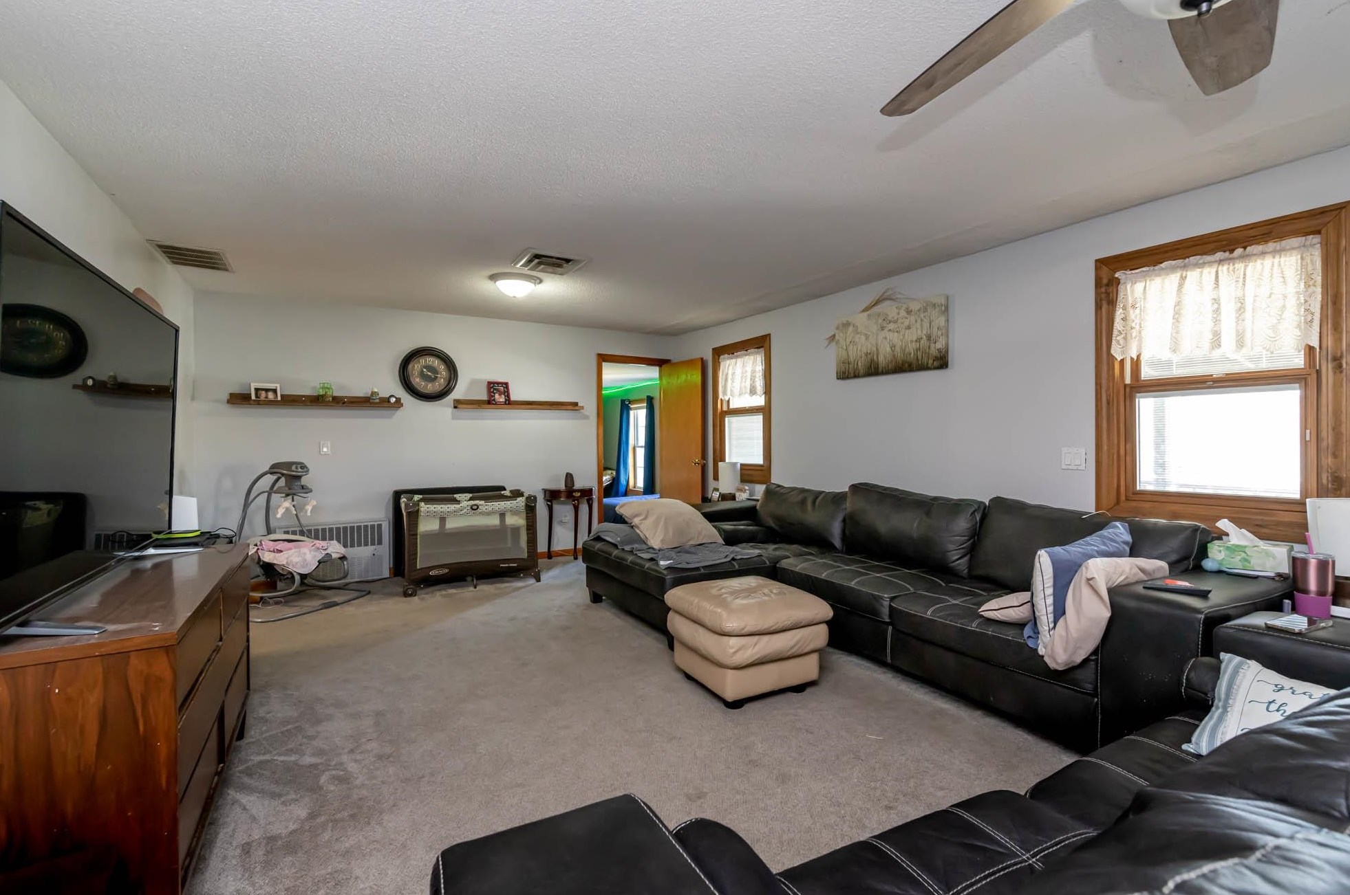 79 Main St, Manchester NH  03102-4027 exterior