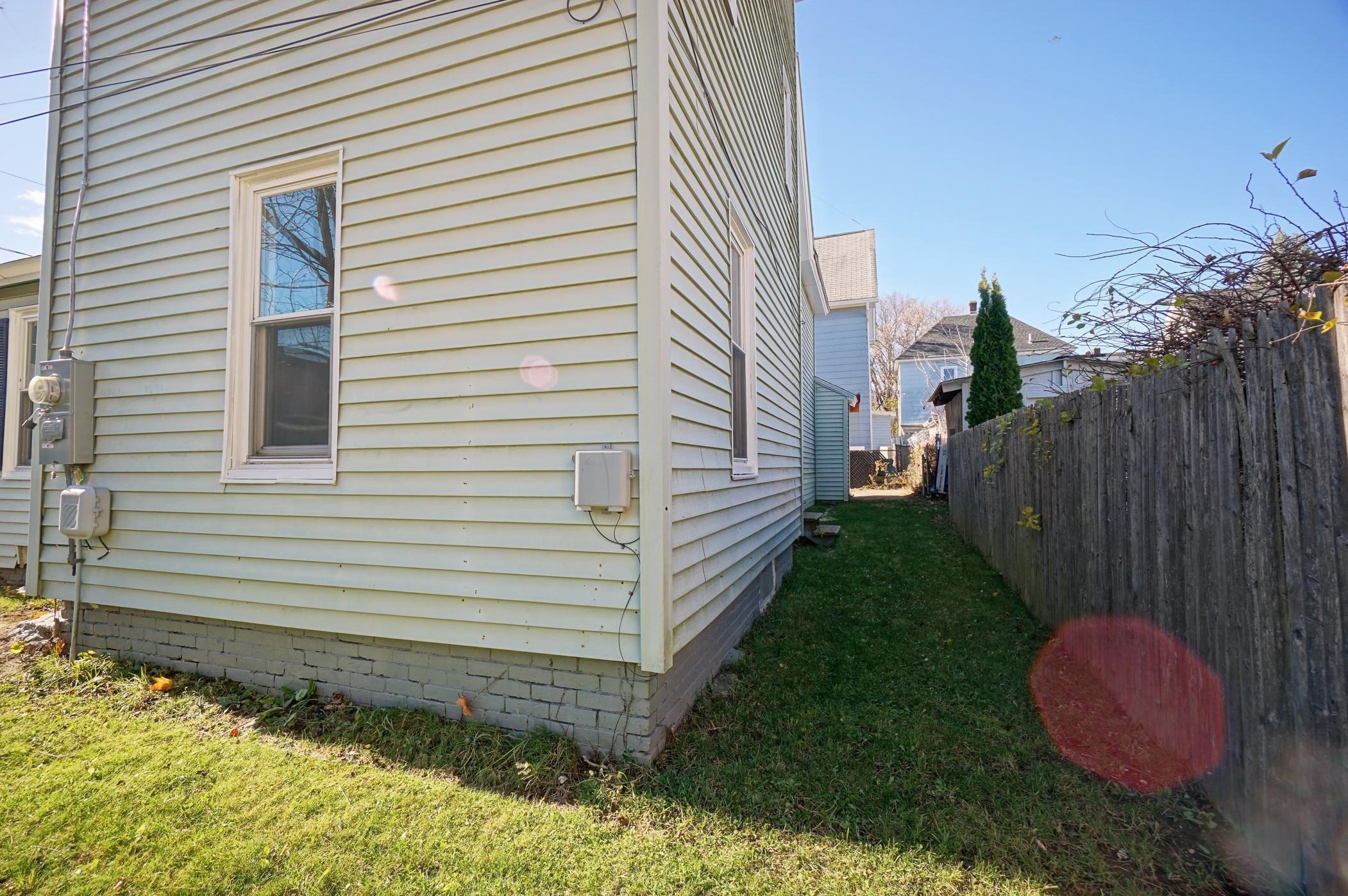 46 Brooklyn Ave, Manchester NH  03103-3706 exterior