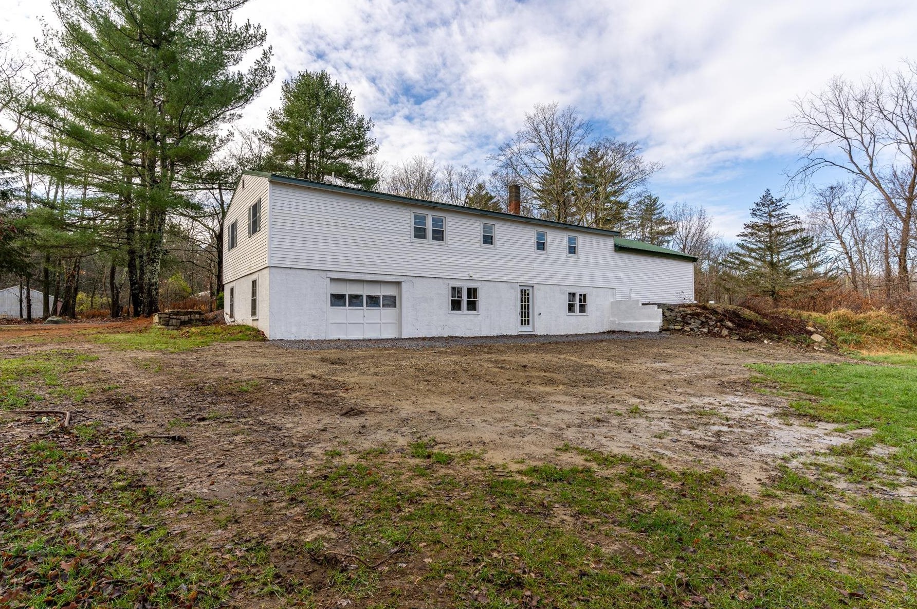 128 Ash Swamp Rd, Newmarket NH  03857-2070 exterior