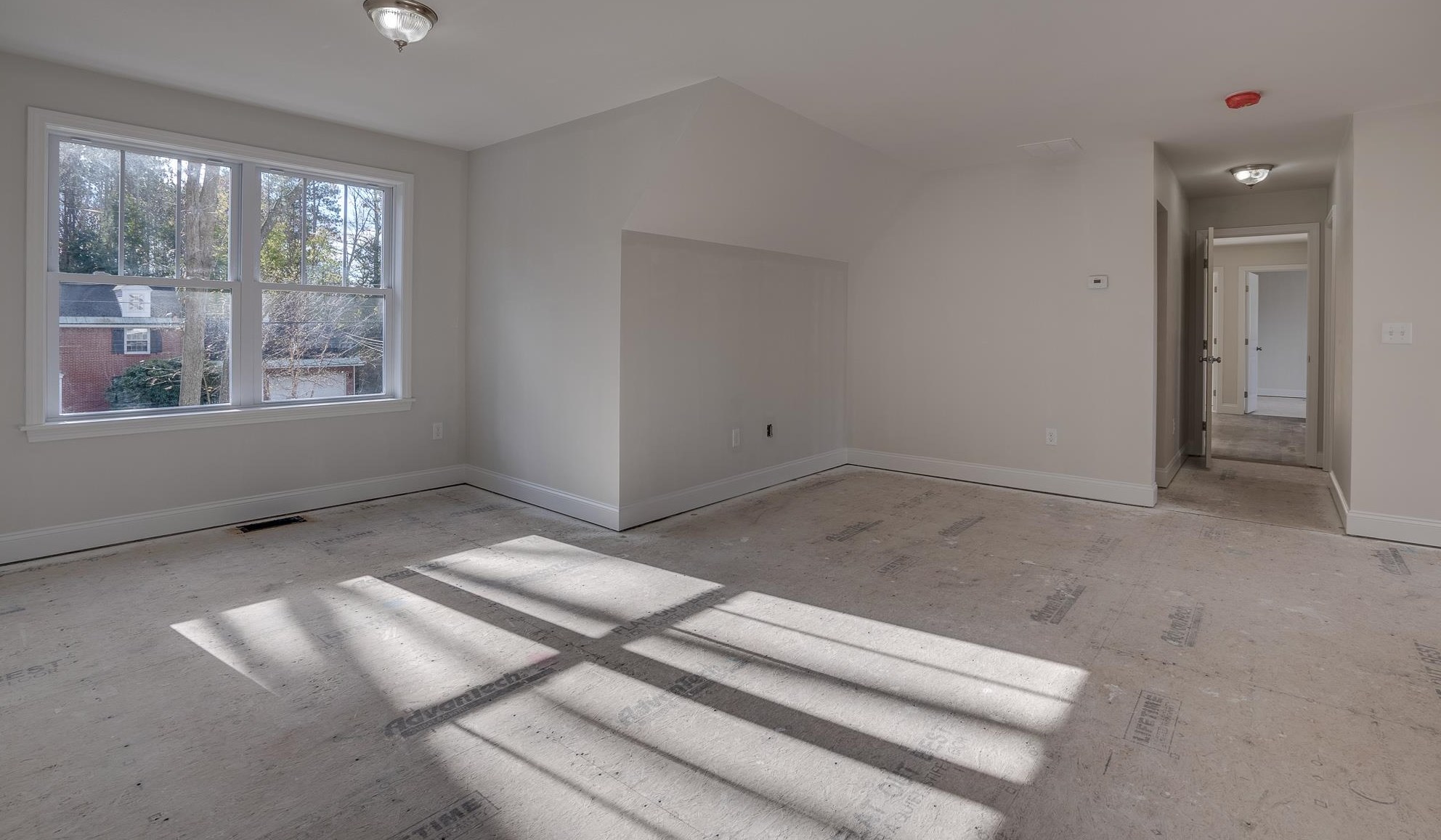 118 Whitford St, Manchester NH 03104-2143 exterior