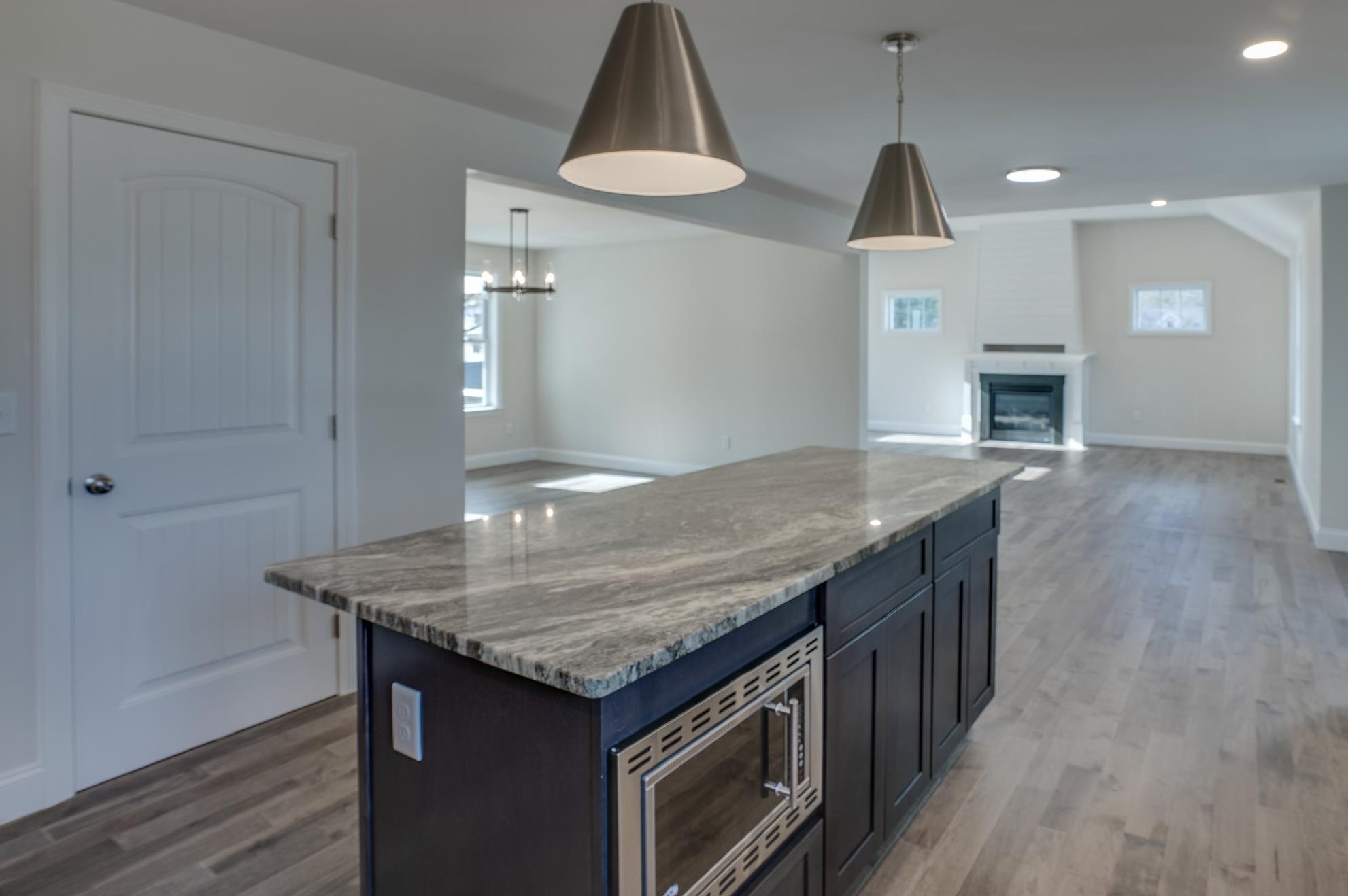 118 Whitford St, Manchester NH 03104-2143 exterior