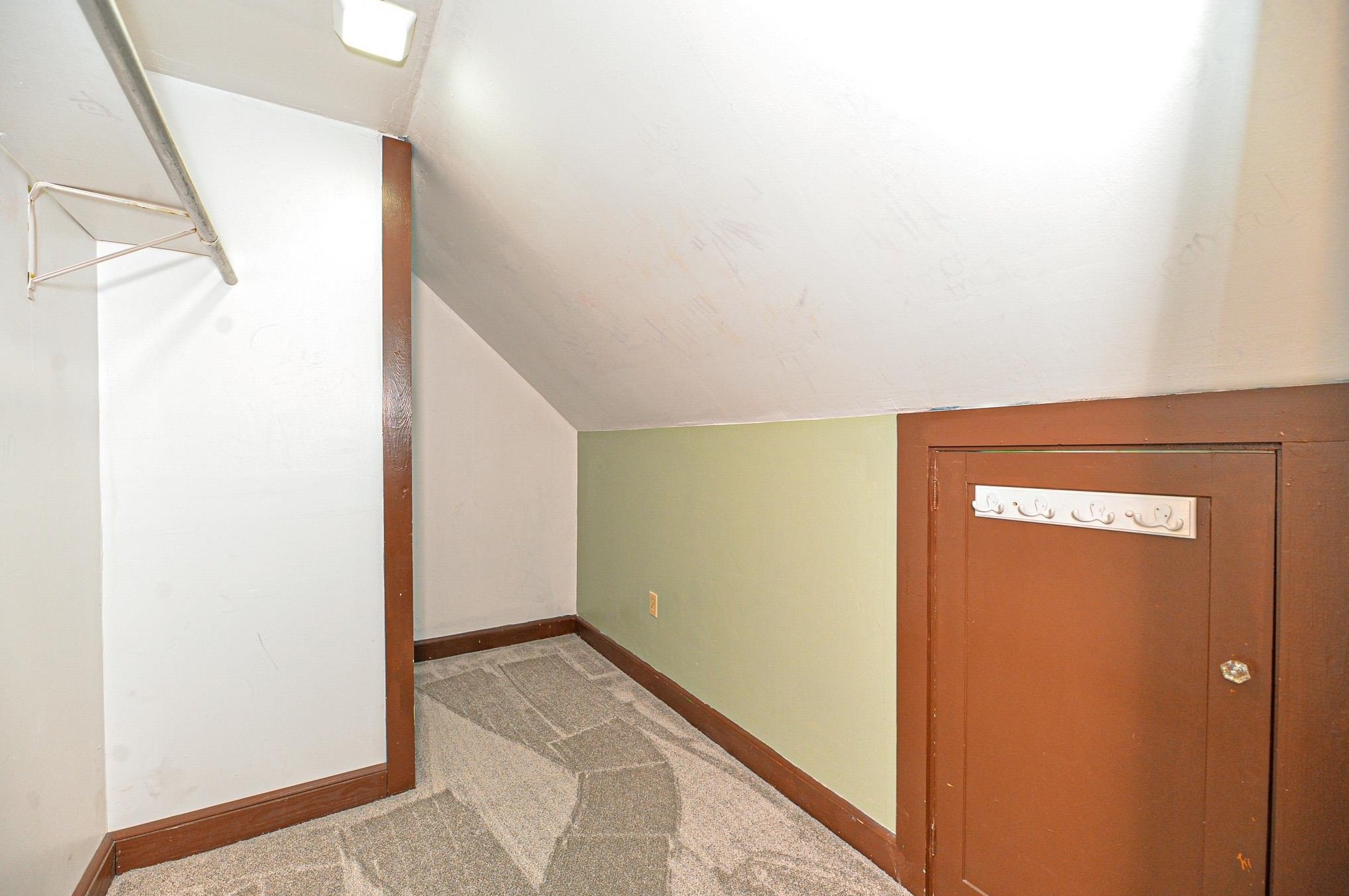 43 Belmont St, Manchester NH 03103-4210 exterior