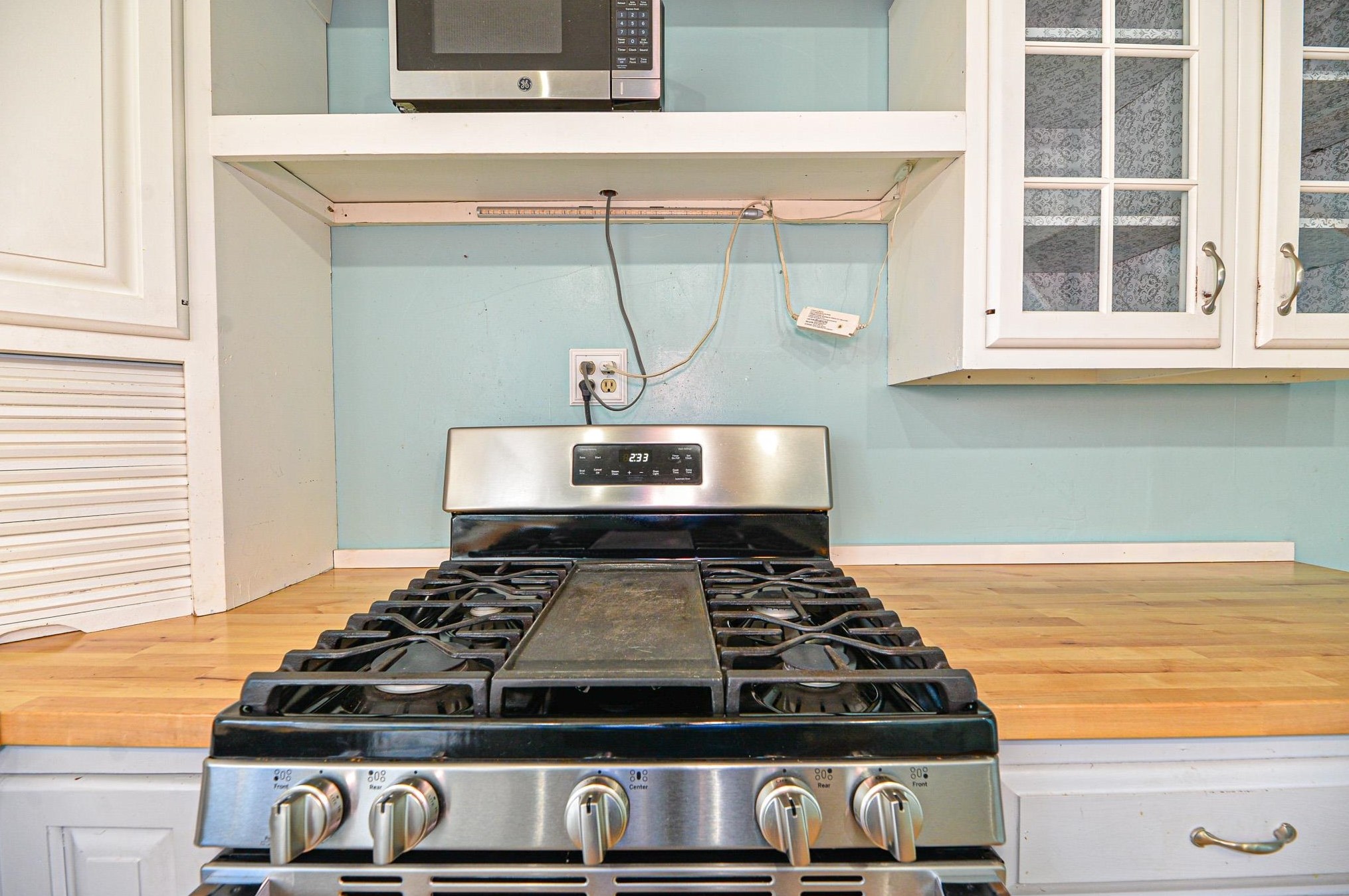 43 Belmont St, Manchester NH 03103-4210 exterior