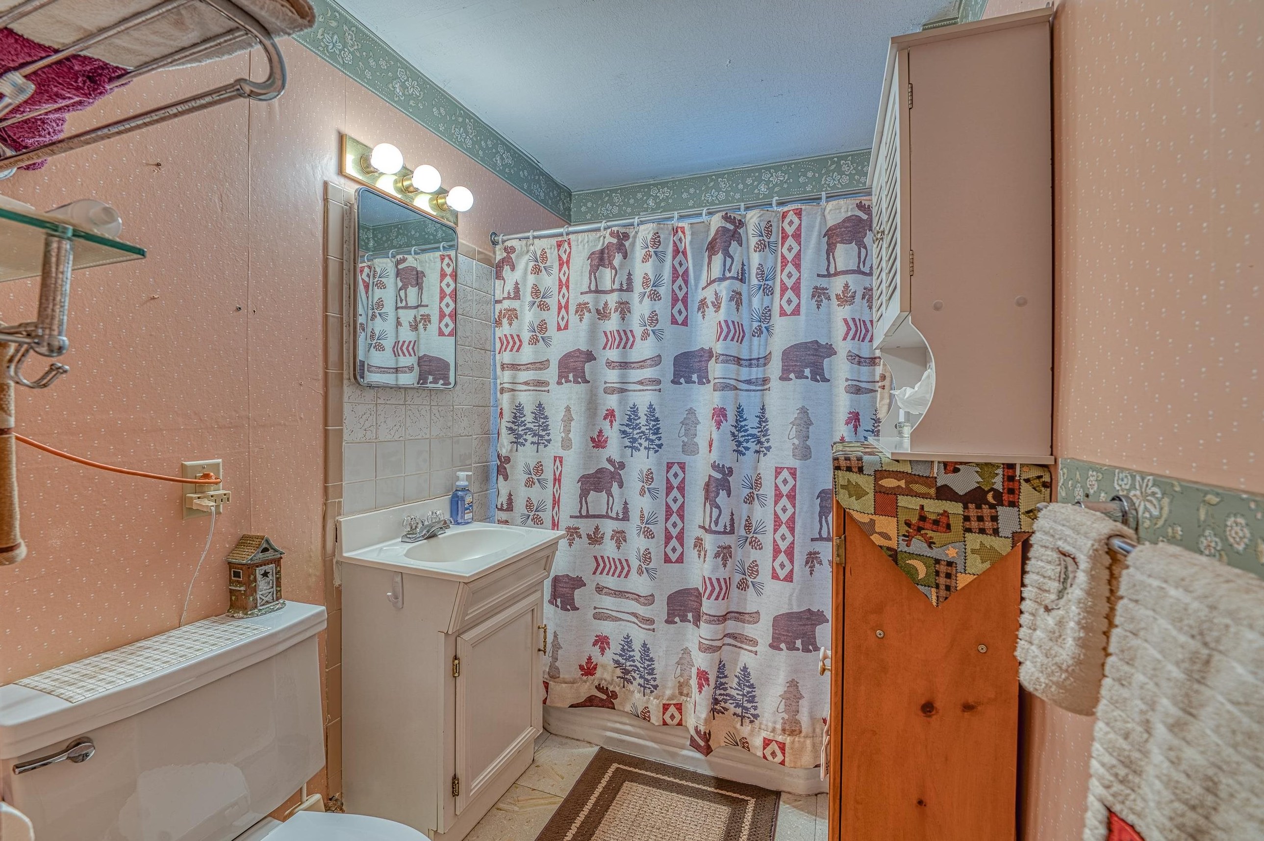 417 Shr Rd, Bridgewater NH 03222-3731 exterior