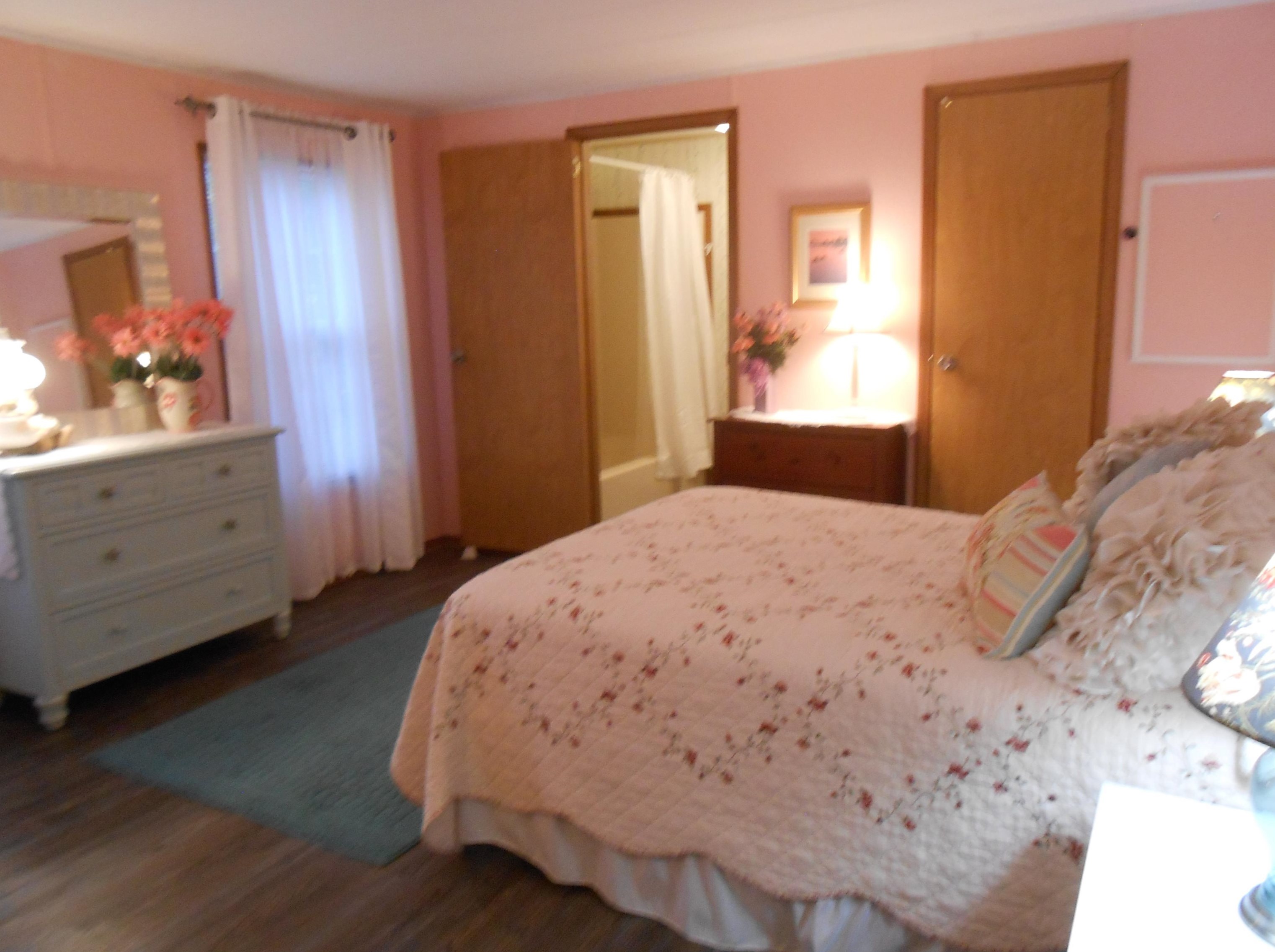2 Kenyann Dr, Tuftonboro NH  03894-4822 exterior