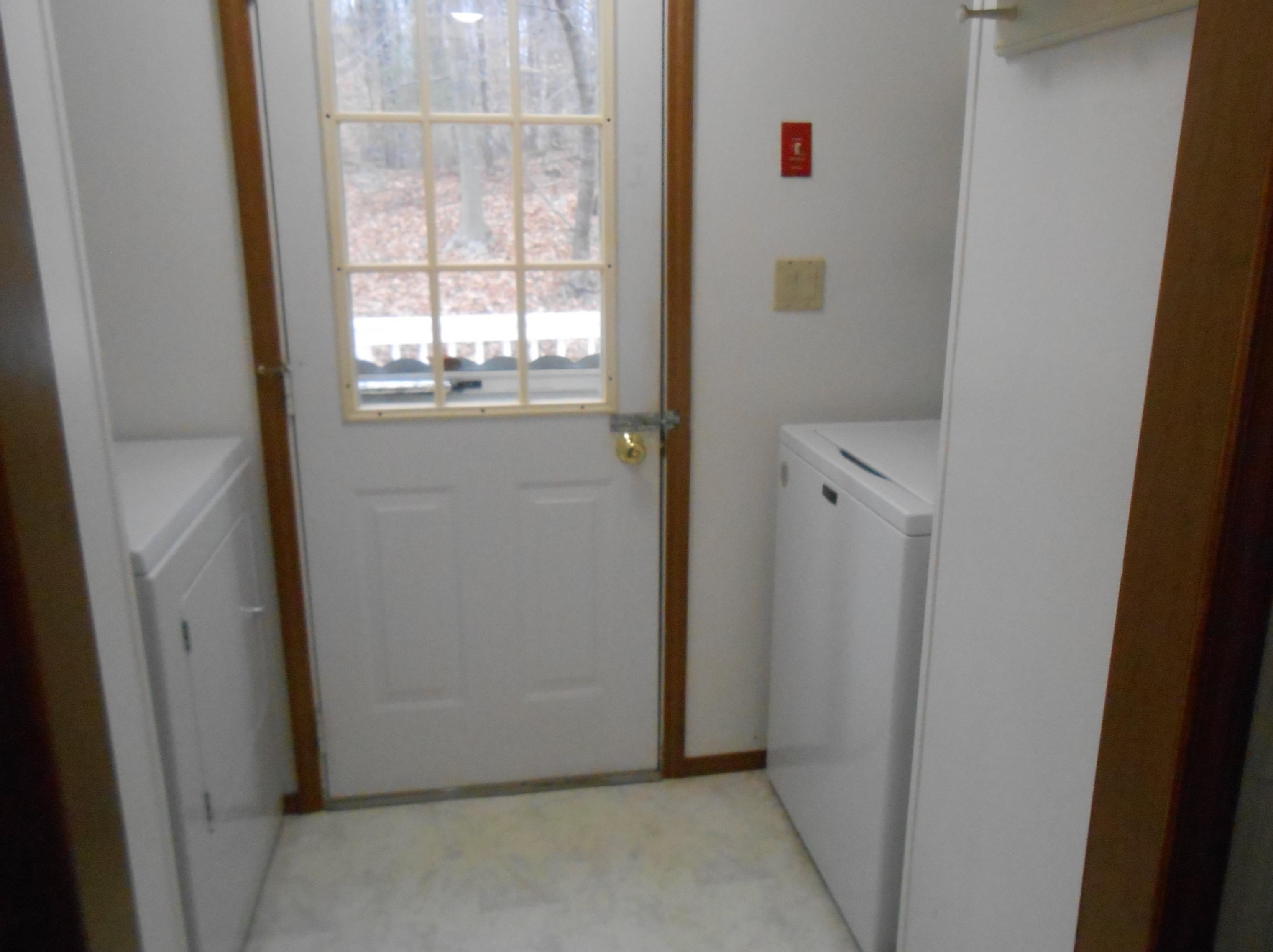 2 Kenyann Dr, Tuftonboro NH  03894-4822 exterior