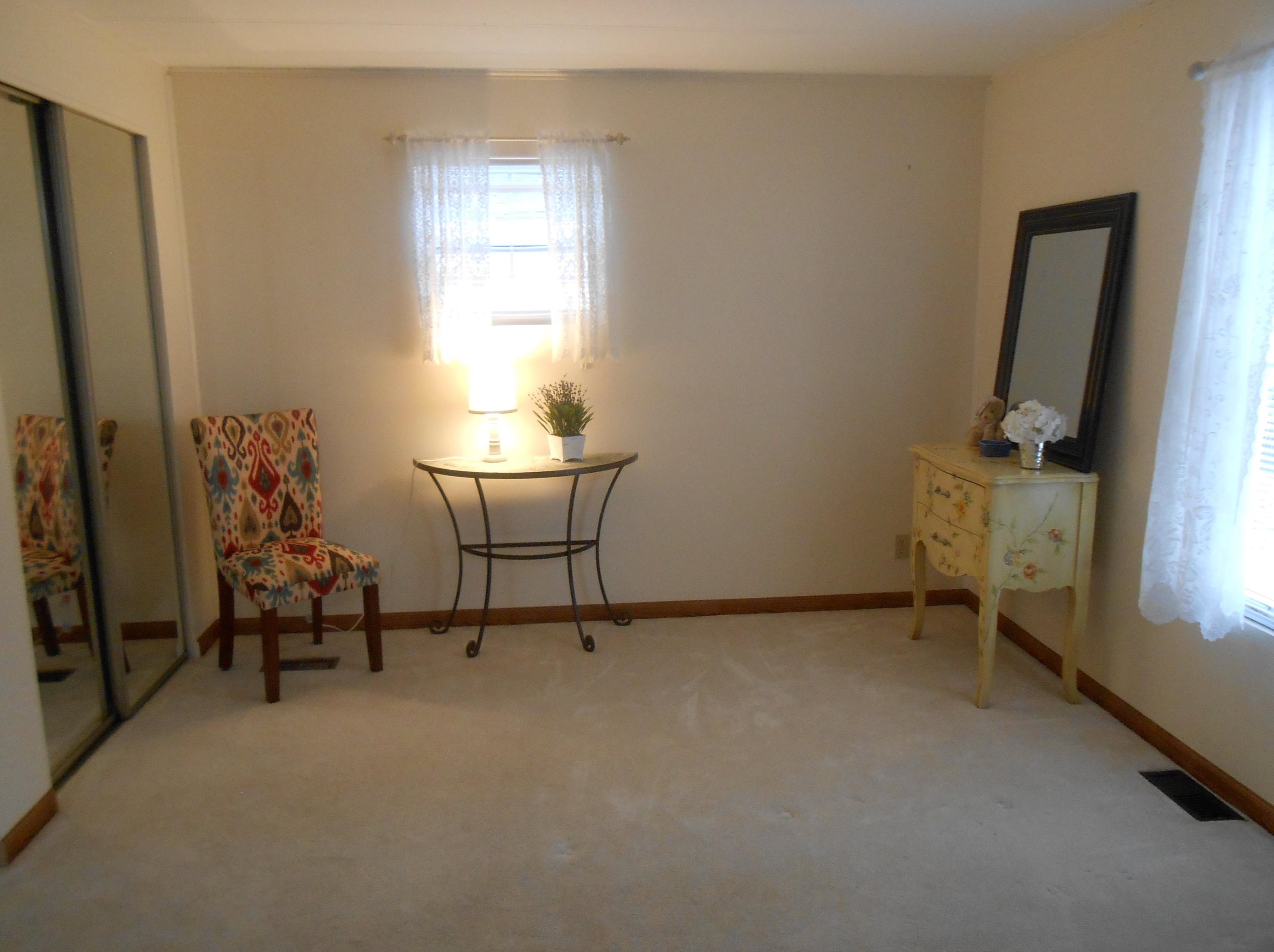 2 Kenyann Dr, Tuftonboro NH  03894-4822 exterior