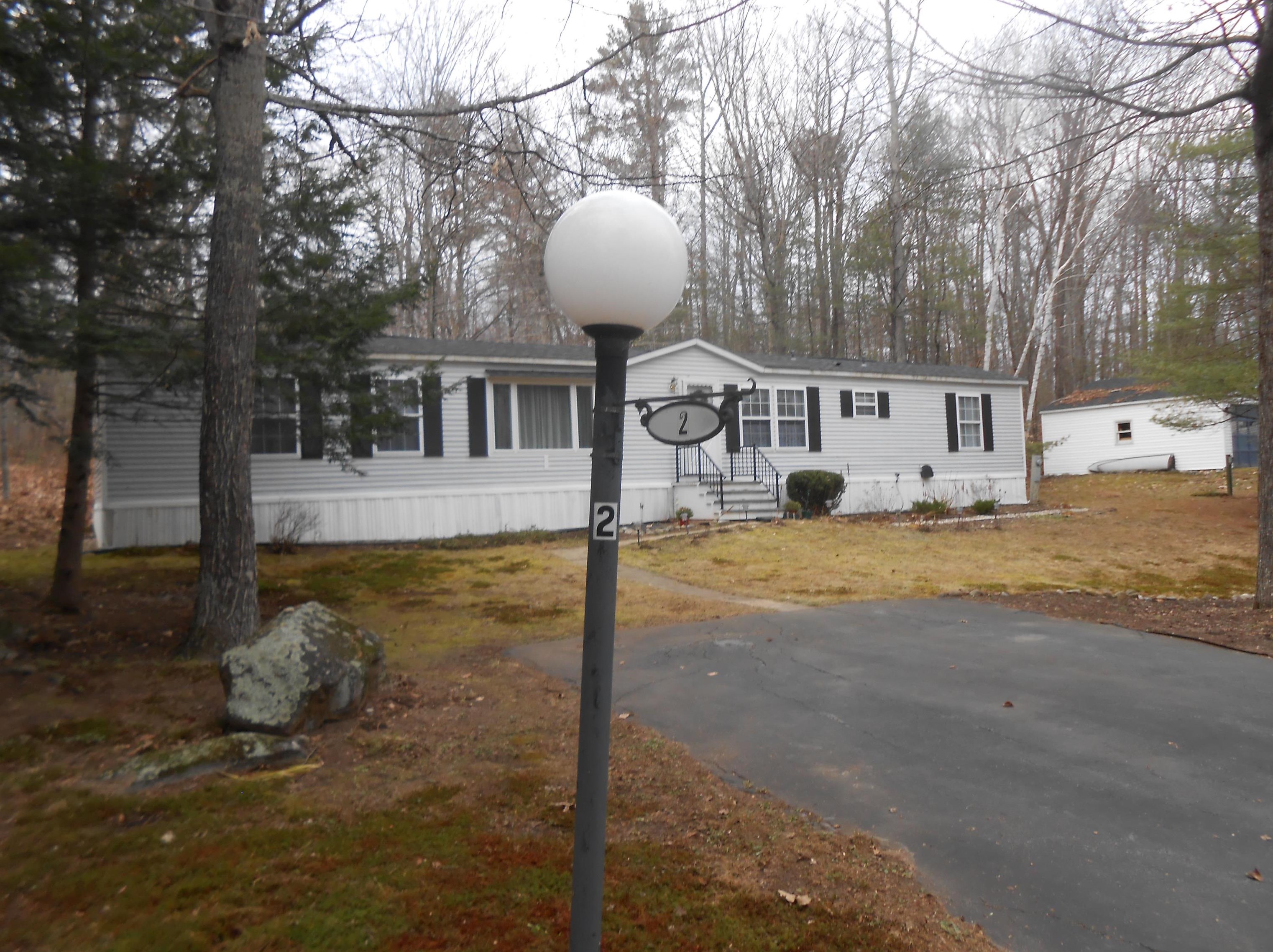 2 Kenyann Dr, Tuftonboro NH  03894-4822 exterior