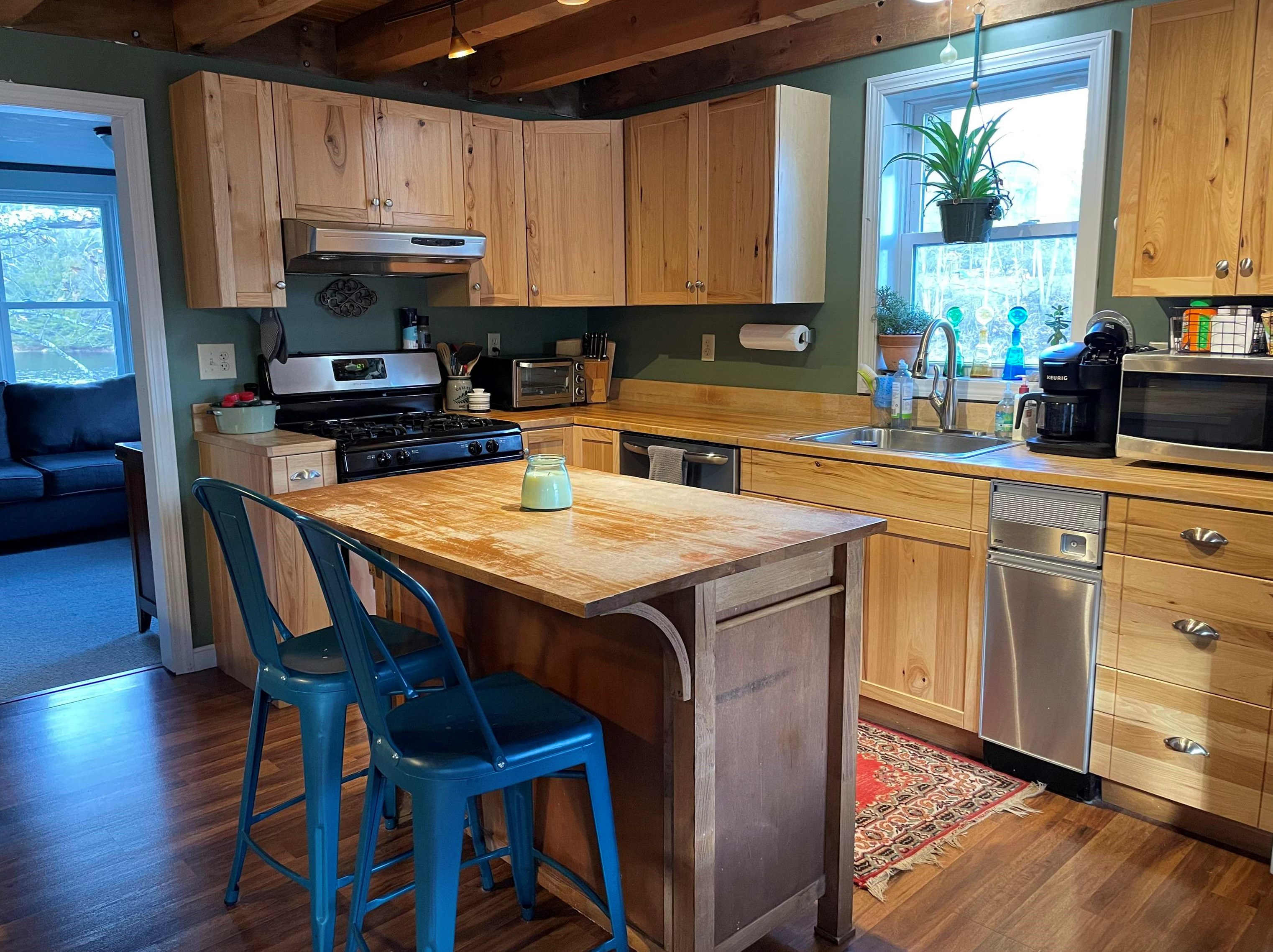 146 Moultonville Rd, Ctr Ossipee NH  03814-6815 exterior