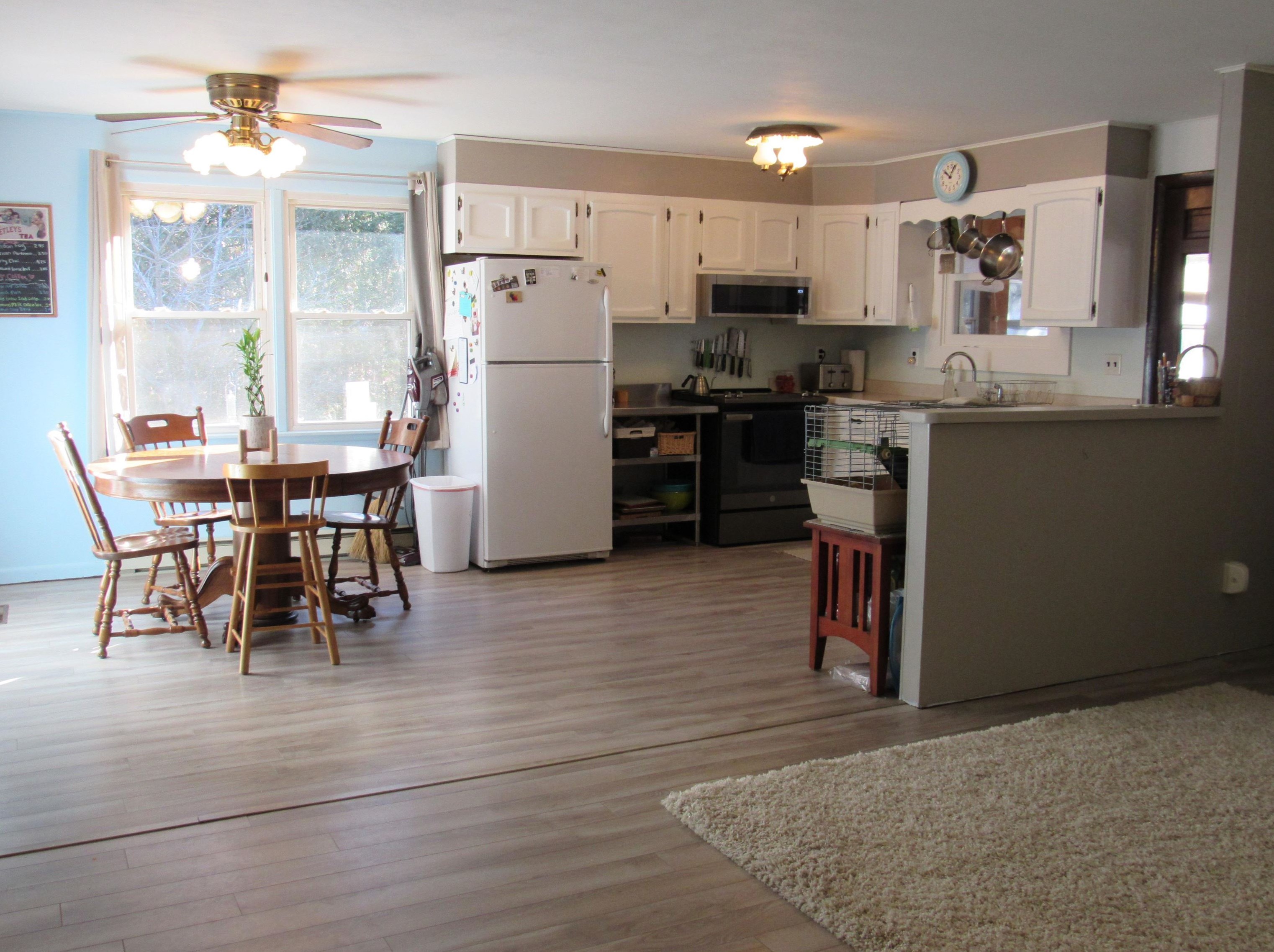 2 Pinecrest Ave, Berlin NH  03570-3500 exterior