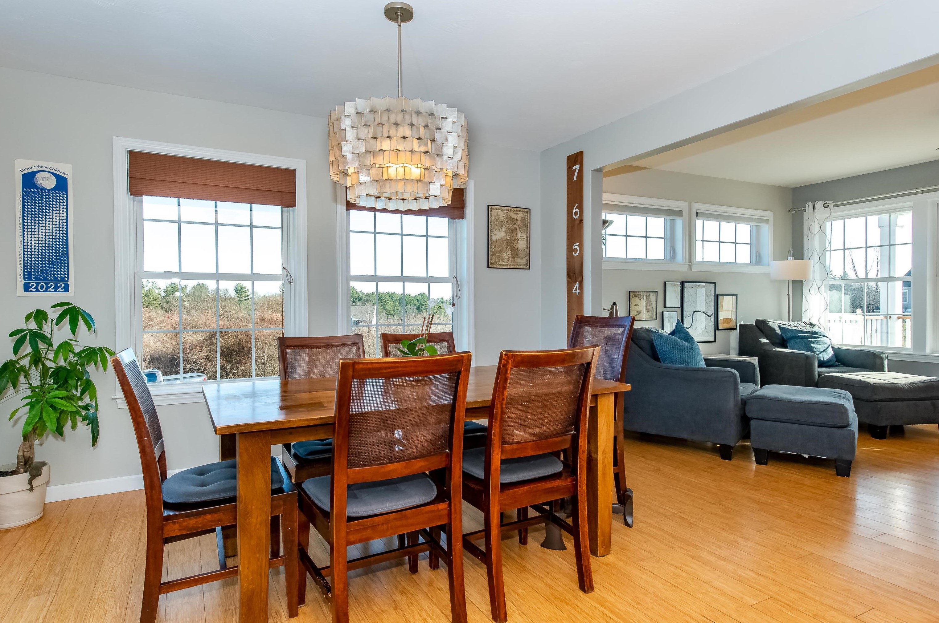 81 Cider St, Epping NH  03042-1819 exterior