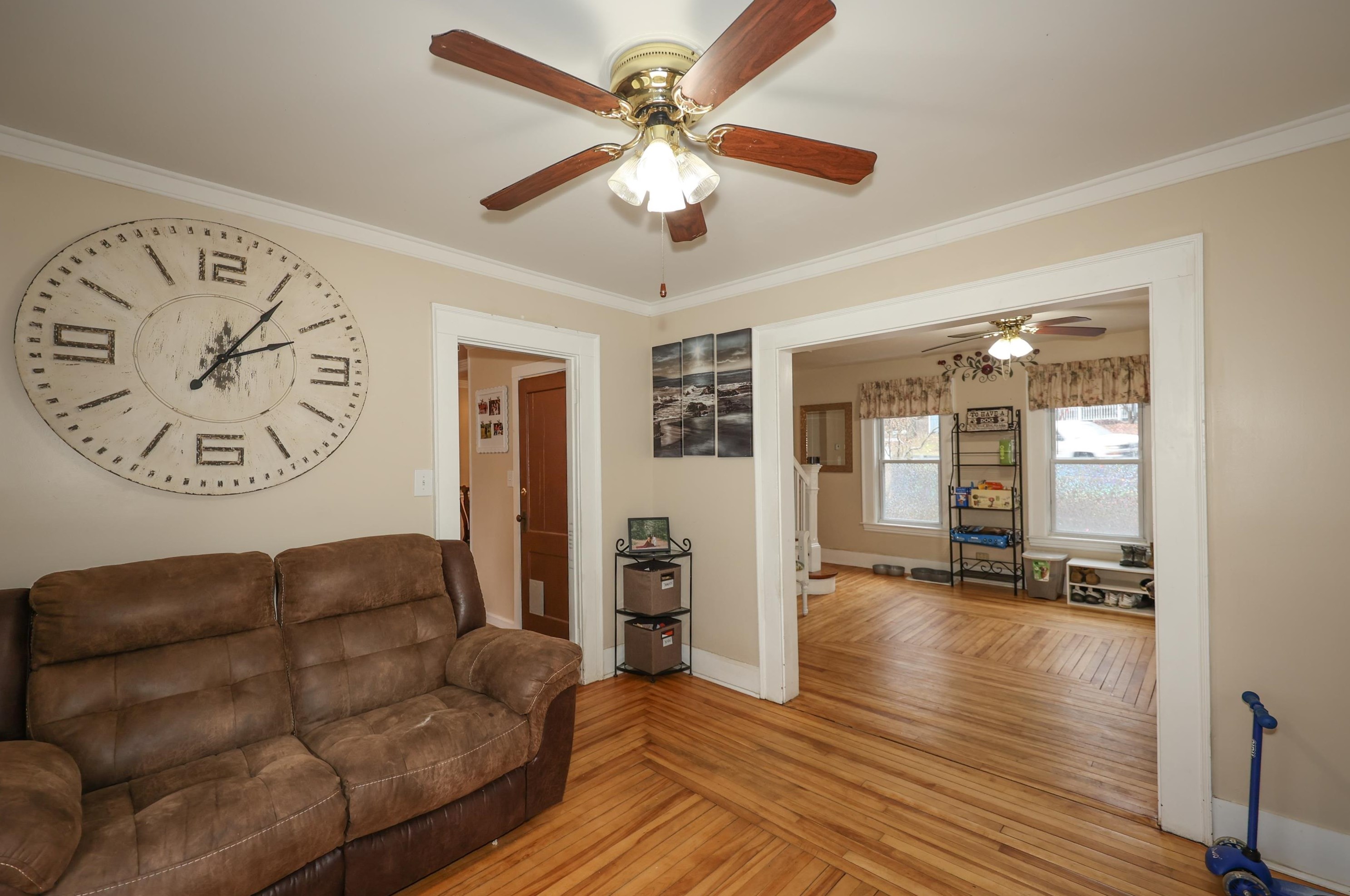 19 Maple St, Manchester NH  03106-1509 exterior