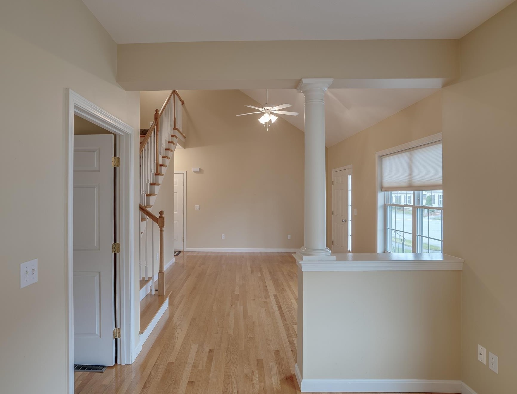 27 Stearns Ln, Merrimack NH 03054-6402 exterior