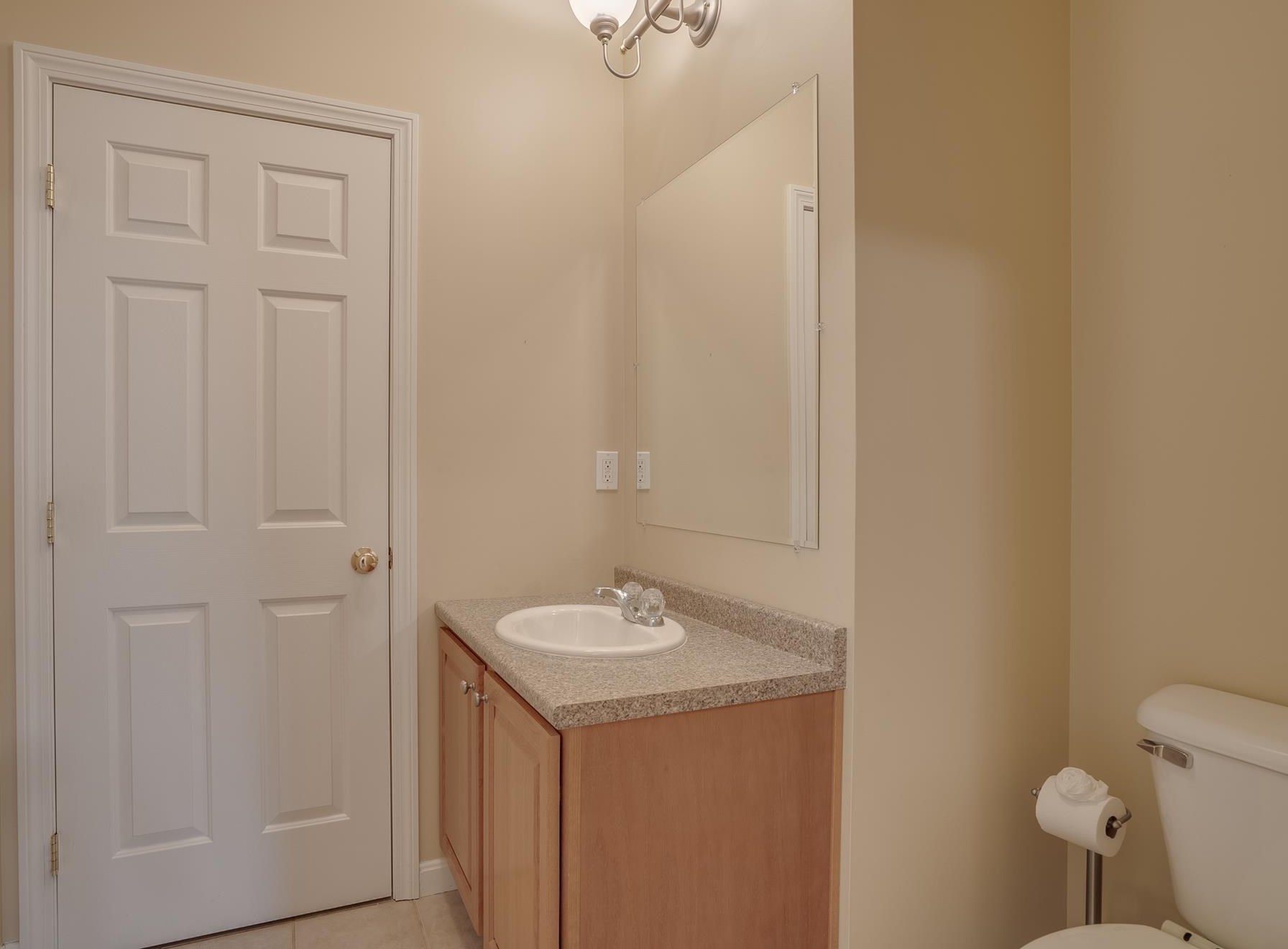 27 Stearns Ln, Merrimack NH 03054-6402 exterior